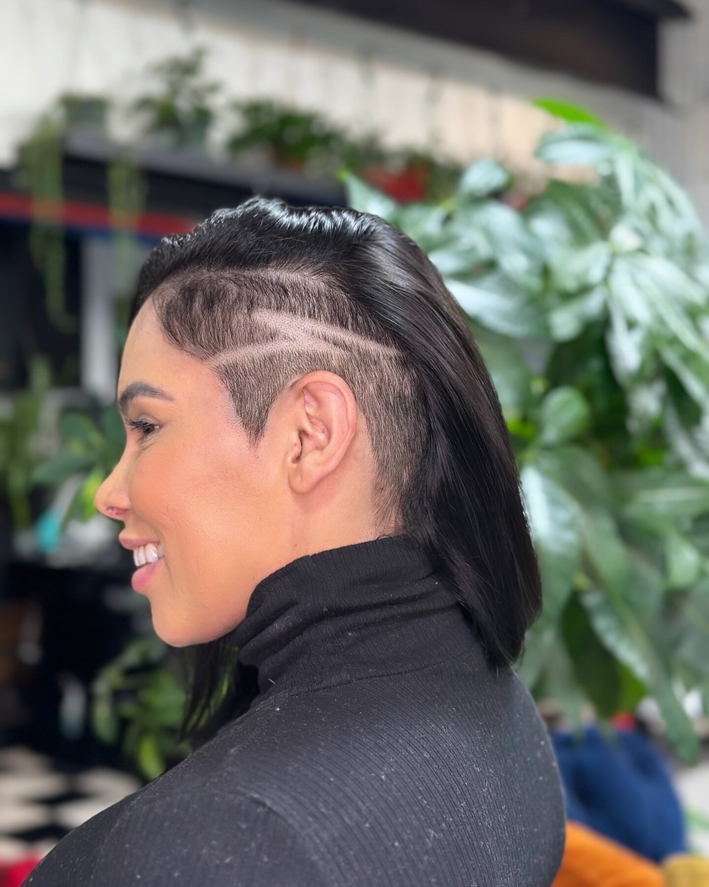 Can&rsquo;t commit to a tattoo?  Get a shaved design with your haircut!  Selected stylists only.  Please inquire.  #haircut #bob #shaveddesign #hairtattoo #undercut #shavedside #girlswithshorthair #shorthairstyles Colorloungeburbank #colorlounge #col