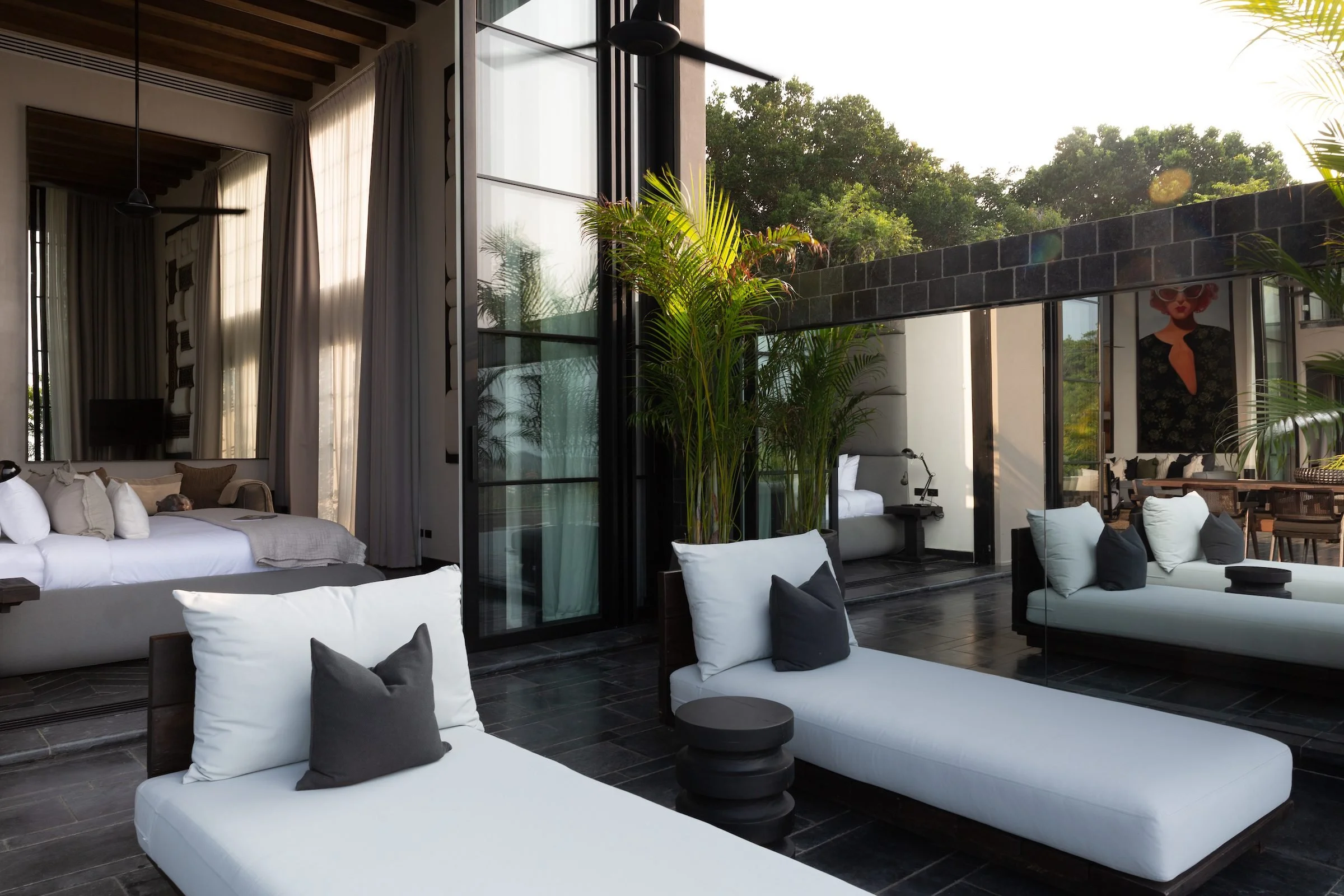 Saru_outdoor_lounging-26.jpg