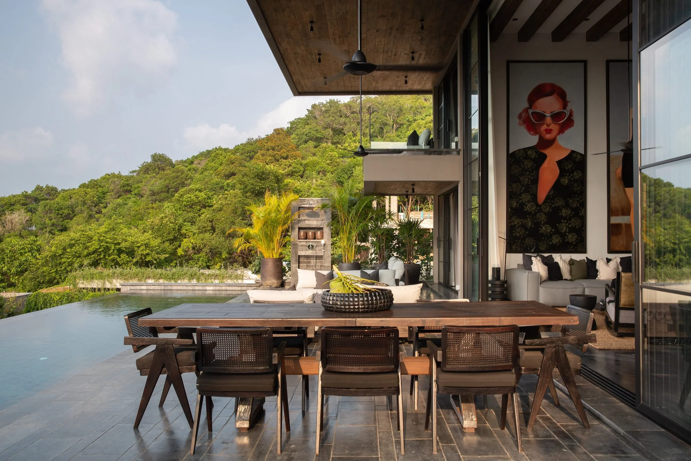 Saru_outdoor_dining-3.jpg