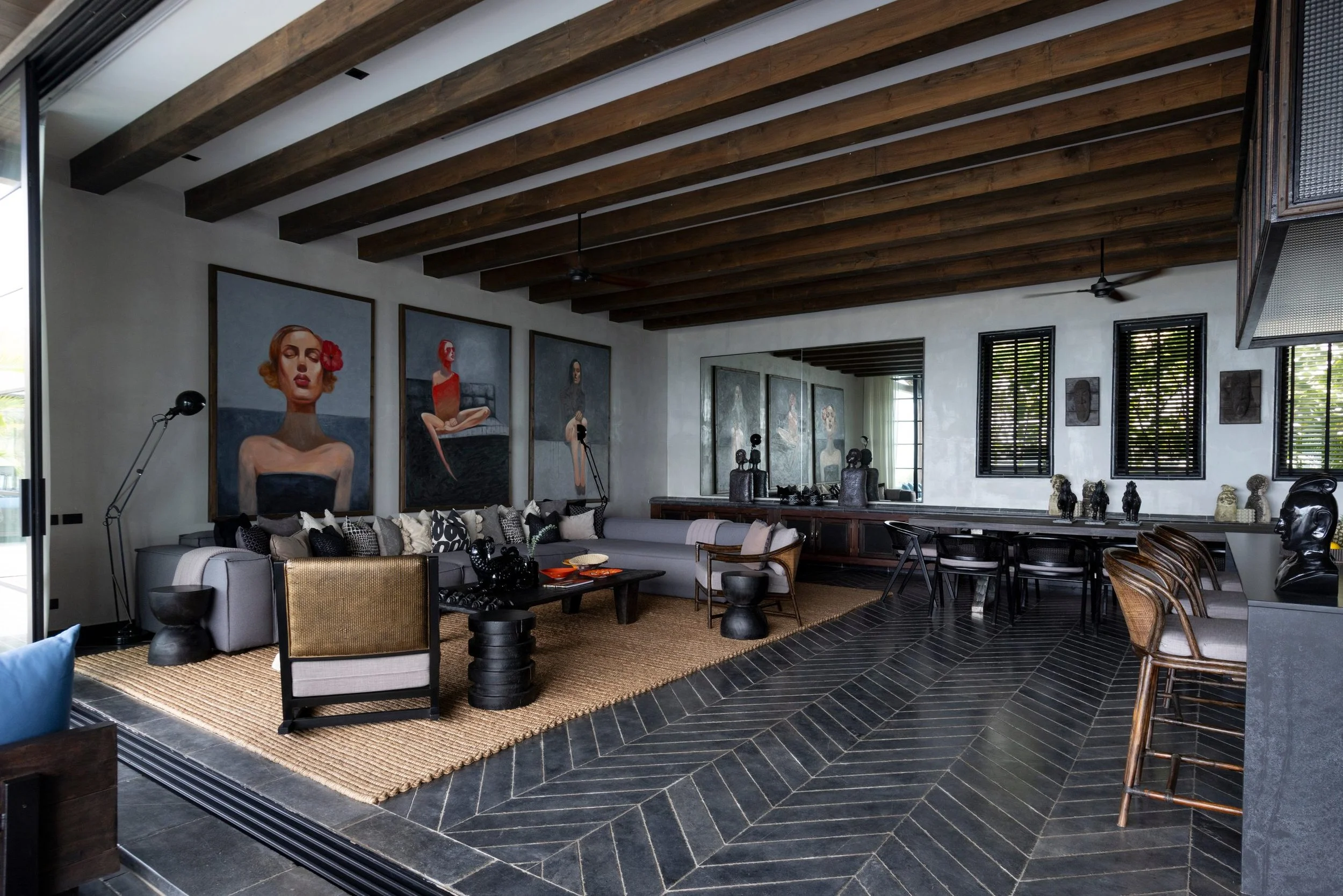 Reya_living_room-1.jpg