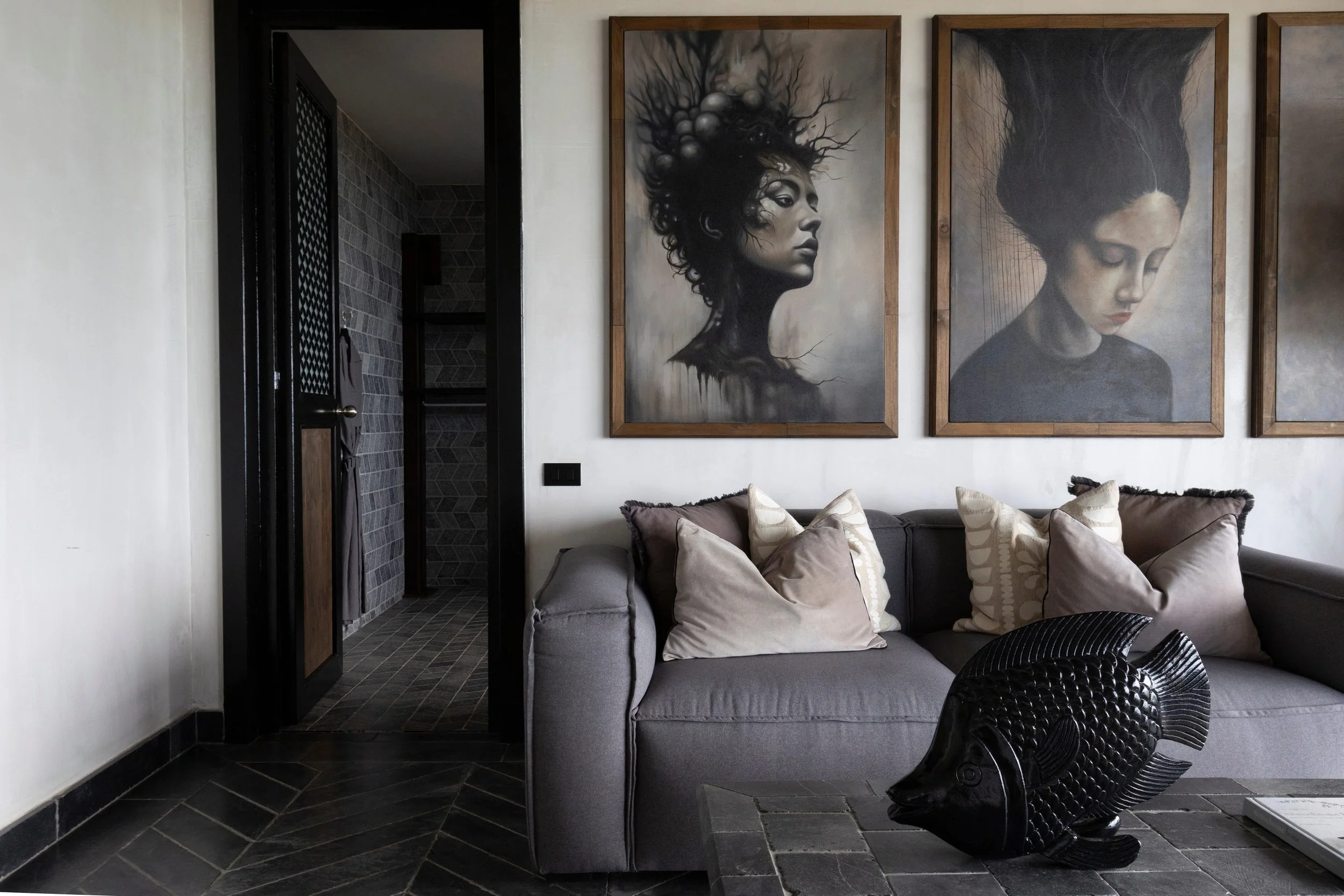 Reya_bedroom_1-13.jpg