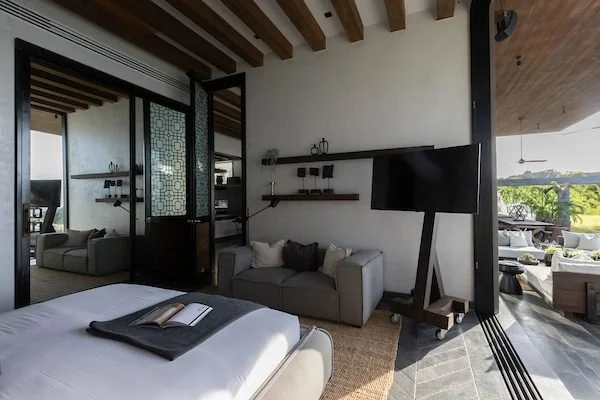 Suwan_master_bedroom-3.jpg