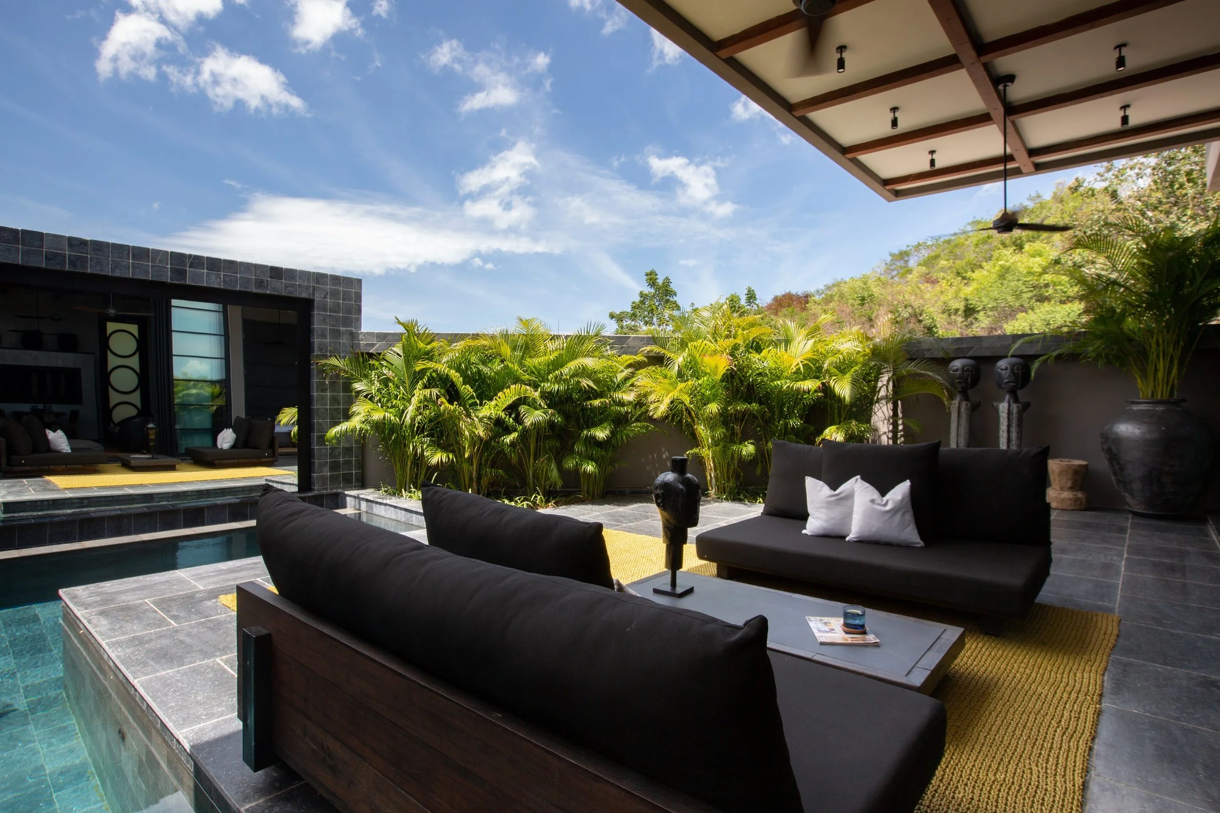 Villa 1_Clay8_outdoor_lounge-6.jpg