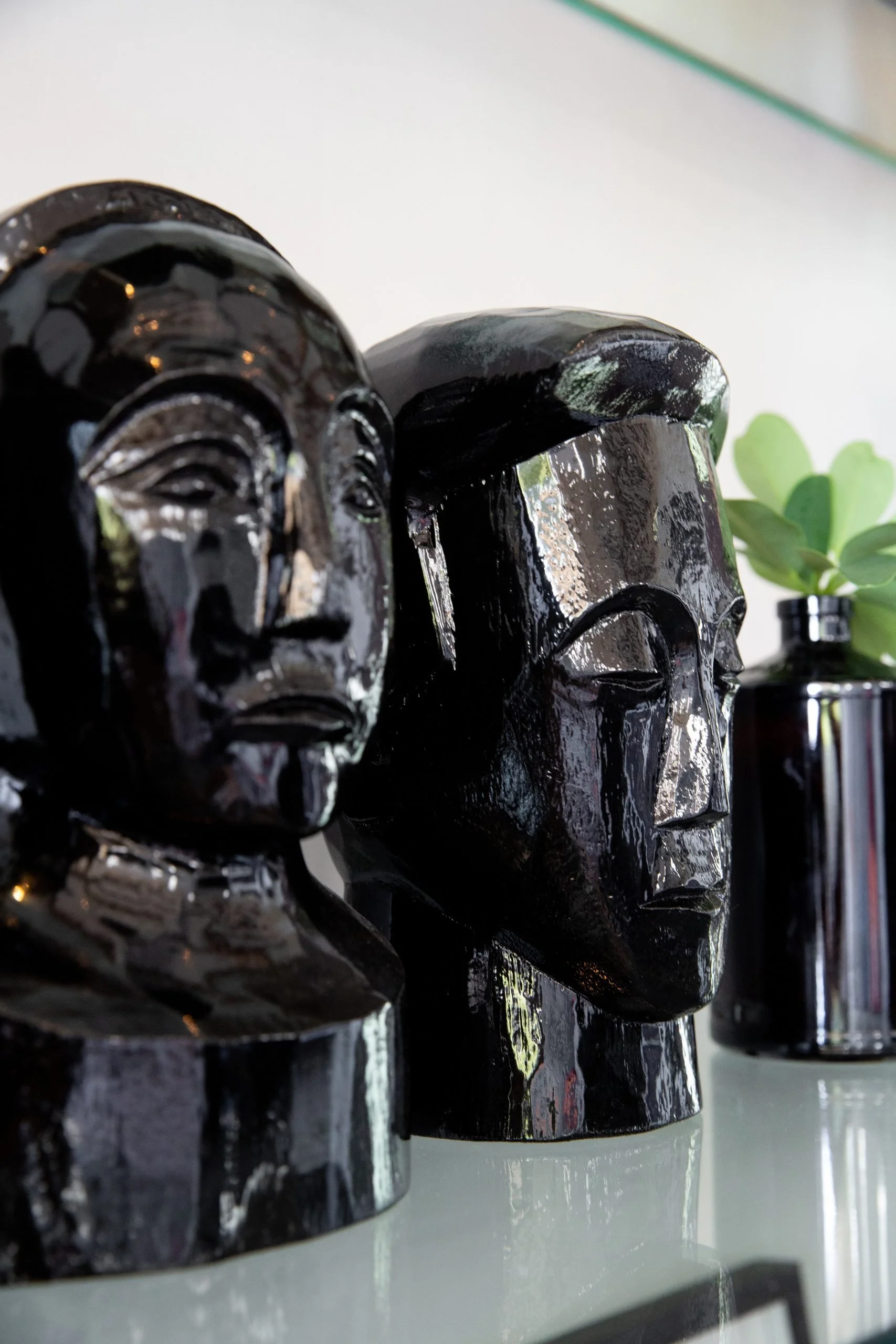 Villa 1_Clay8_living_shelves-11.jpg