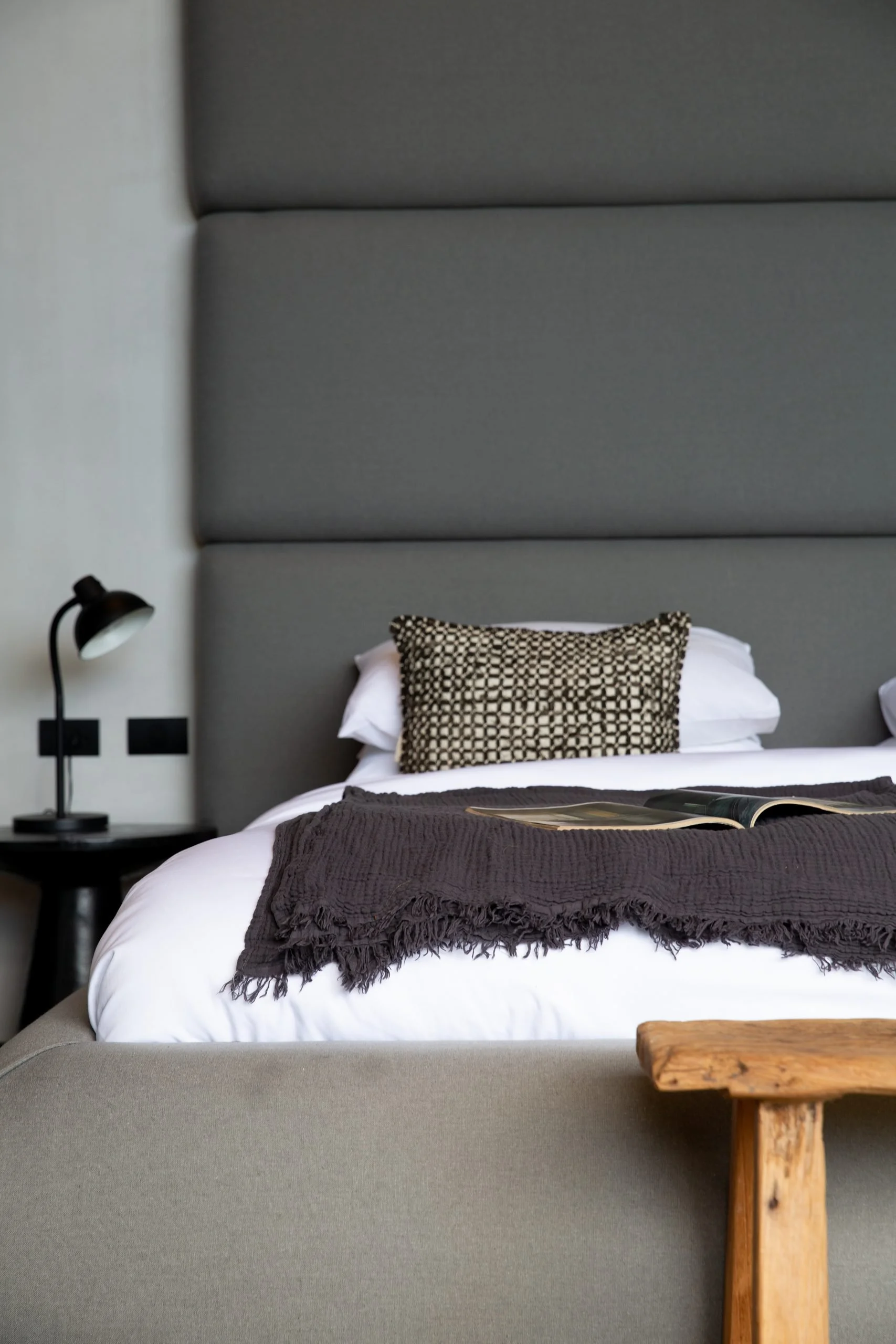 Villa 1_Clay8_bedroom_1-8.jpg