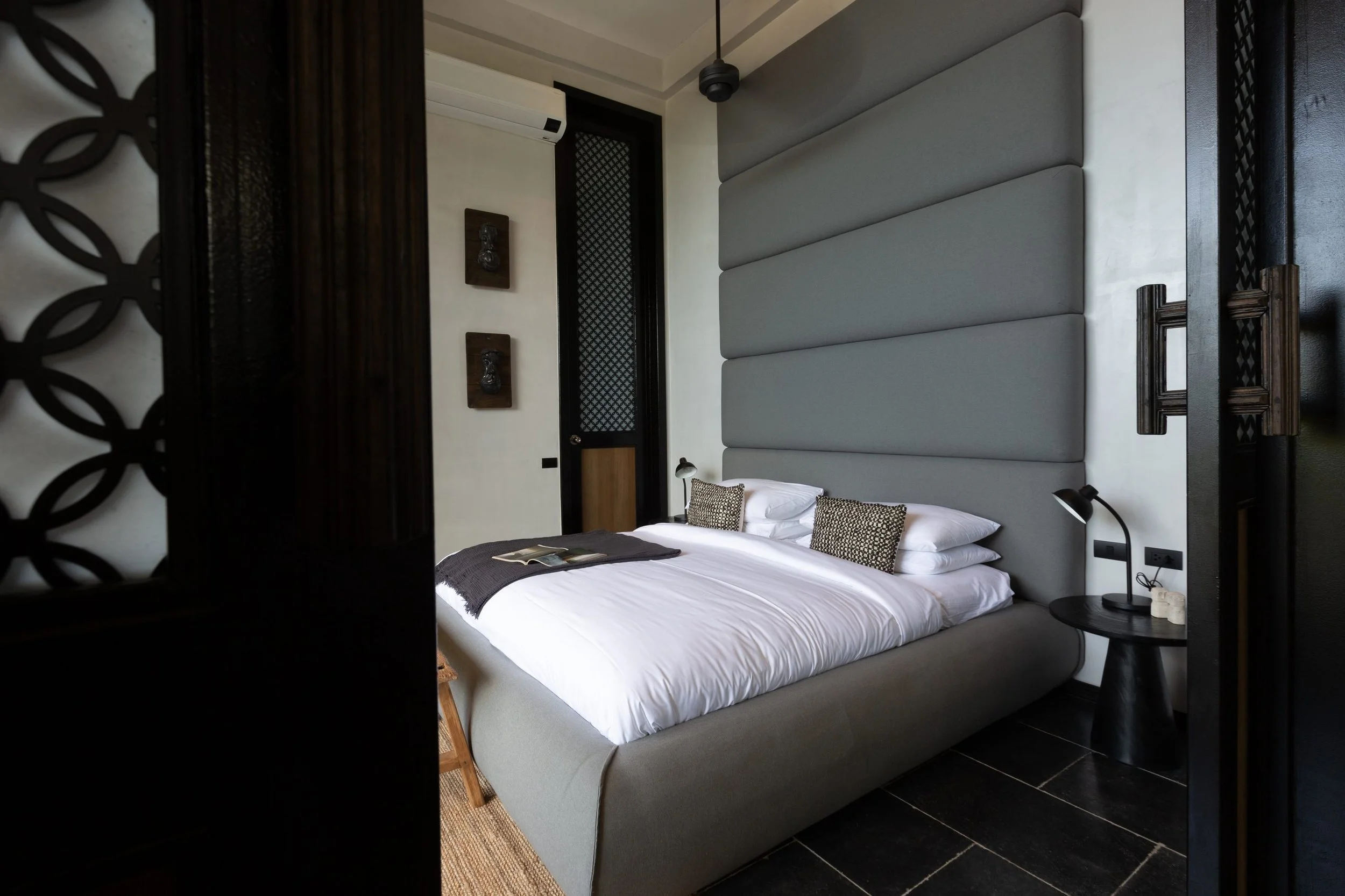 Villa 1_Clay8_bedroom_1-11.jpg