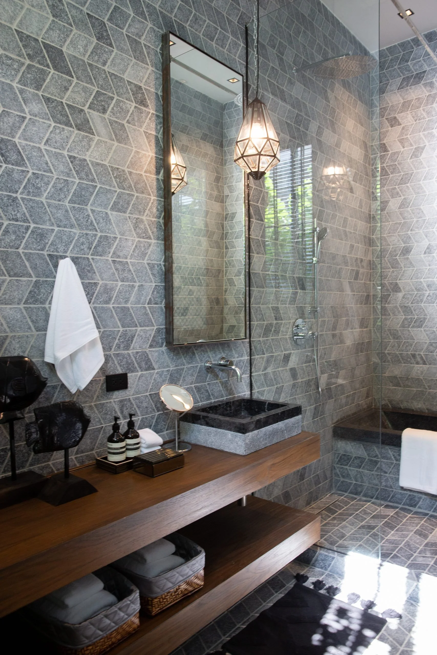 BVilla_1_master_bathroom-4.jpg