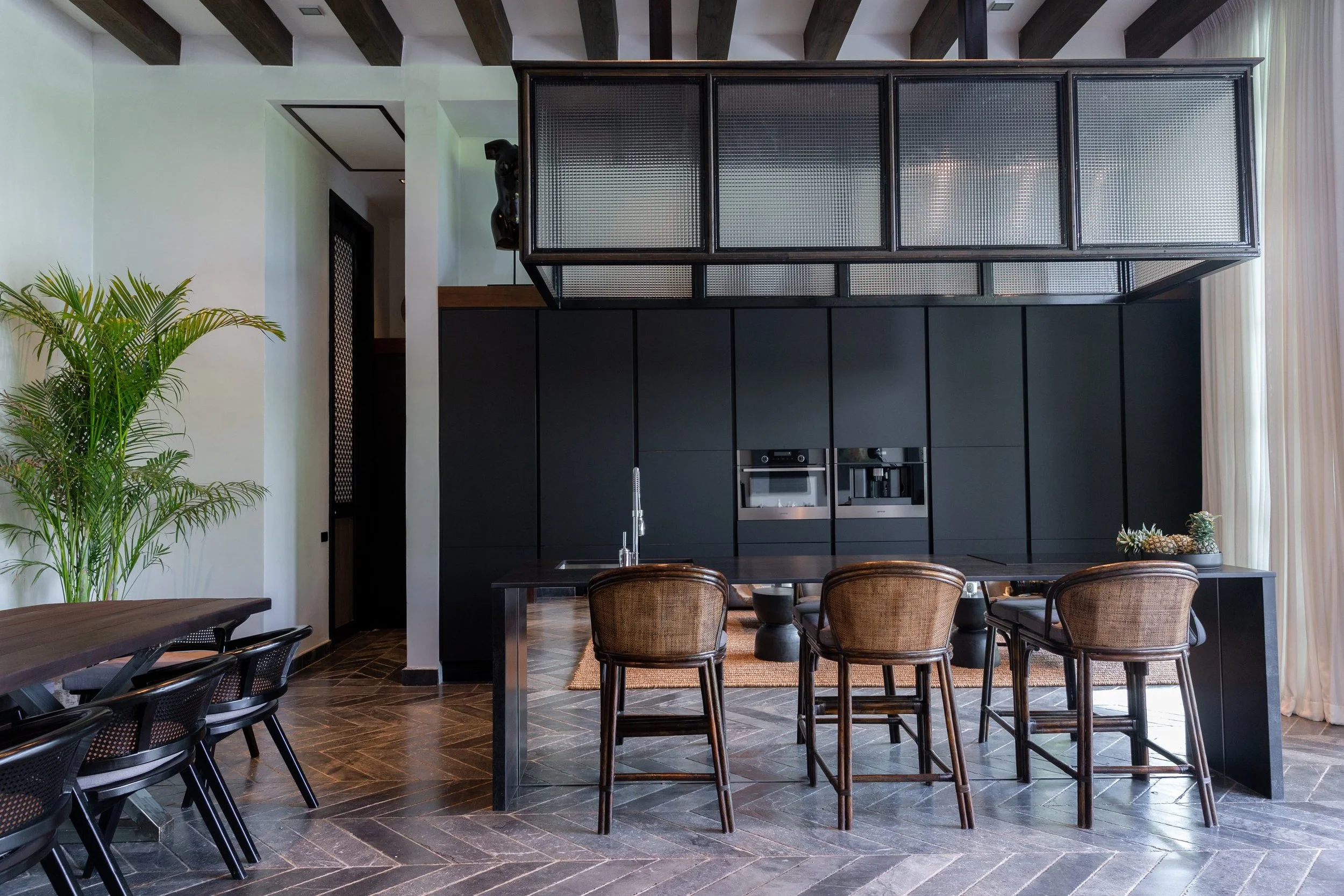 BVilla_1_kitchen-4.jpg
