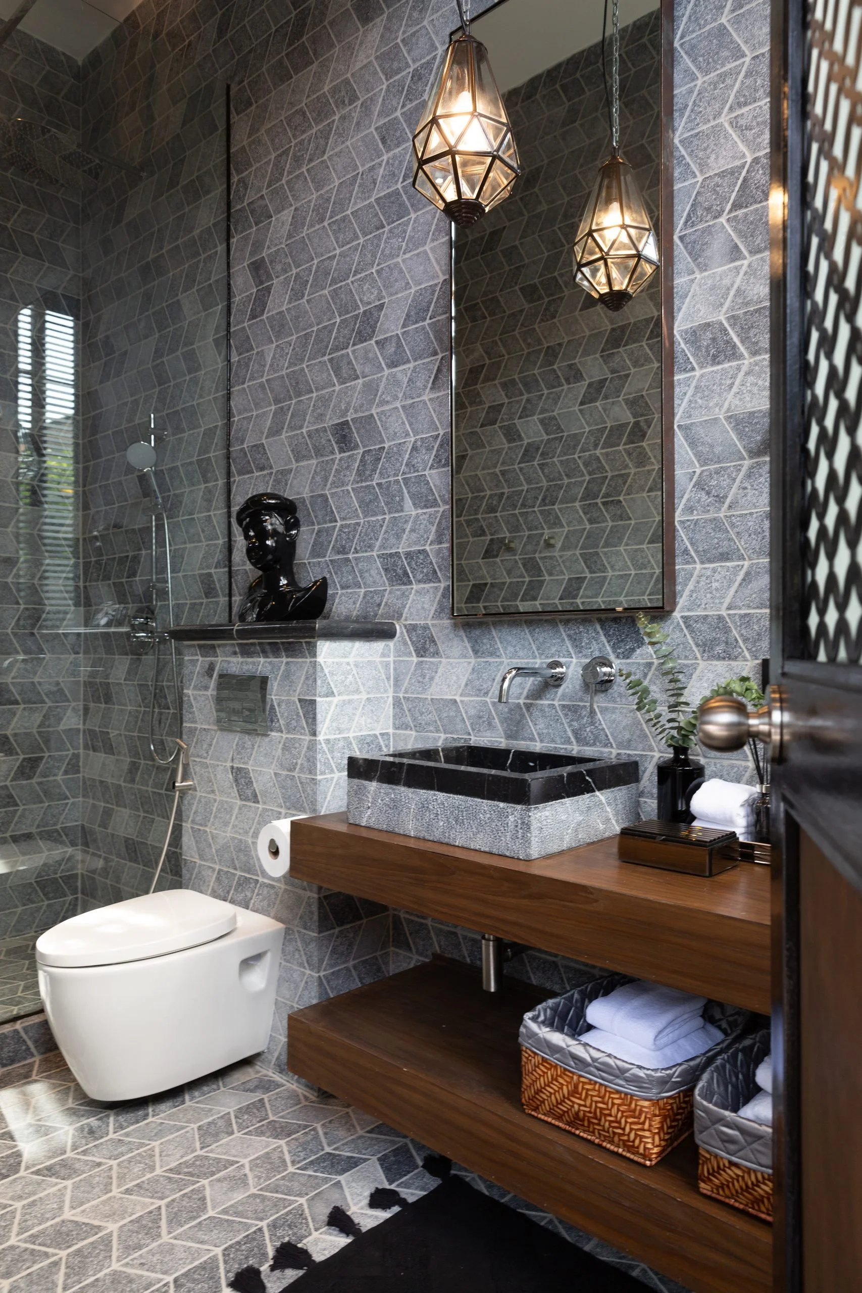 BVilla_1_bathroom_2-3.jpg