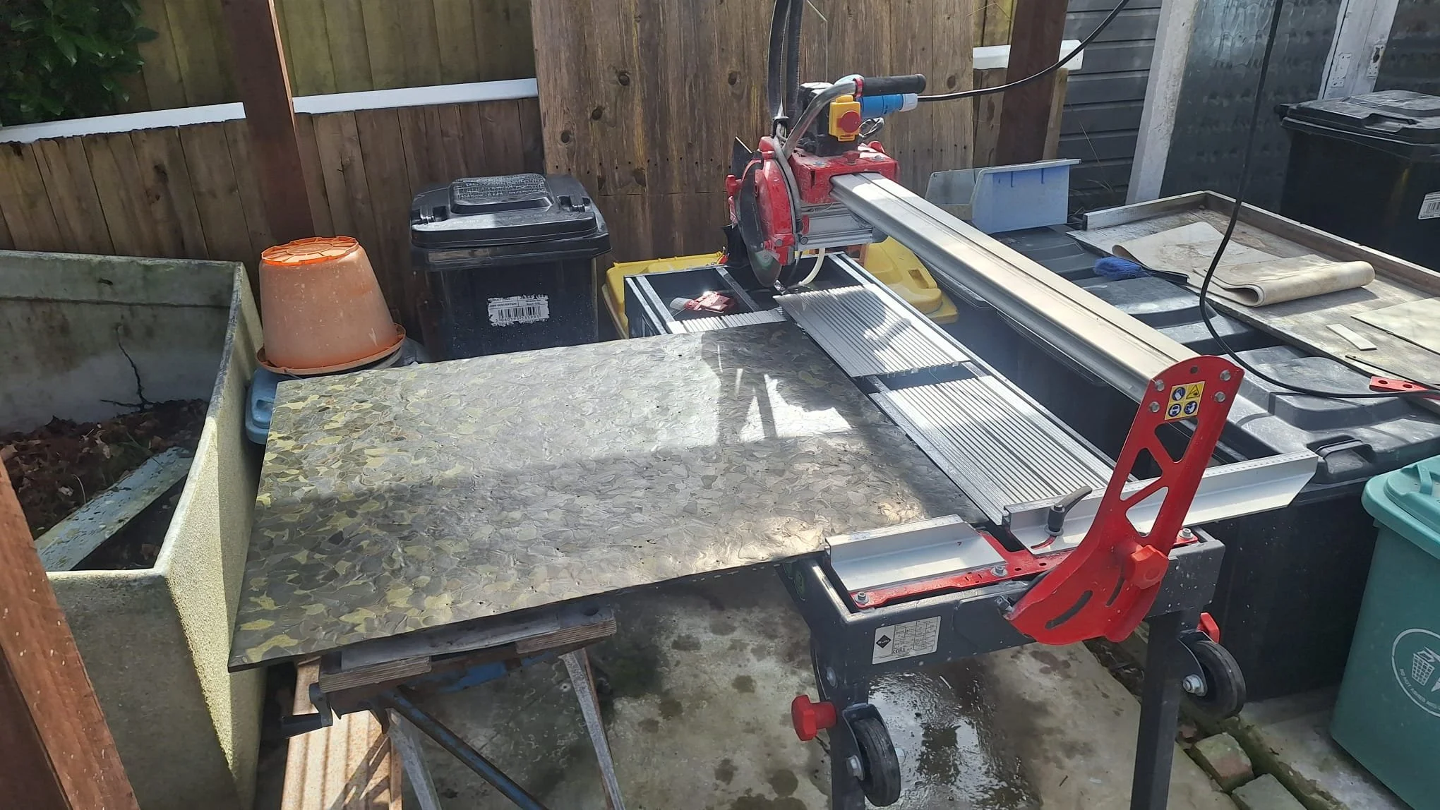 splashback cooker space (2).jpeg