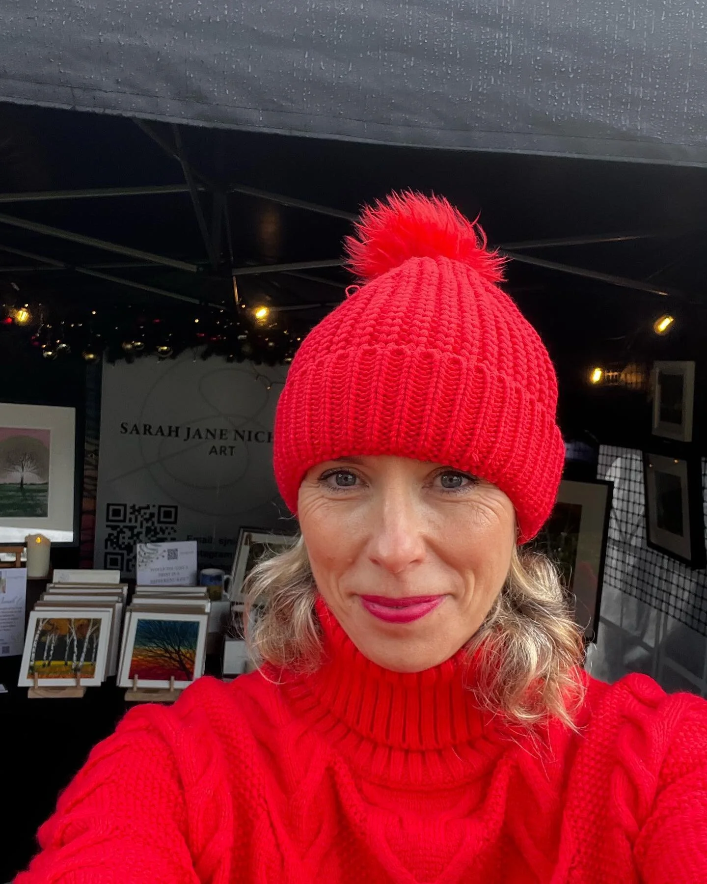 Hello! Just popping on to say a massive thank you to everyone that be came and visited my stall yesterday at the @littlebirdmade  Artisan Winter Market at @harewoodhouse yesterday. Despite the rainy morning soooo many people came, respect to you all!