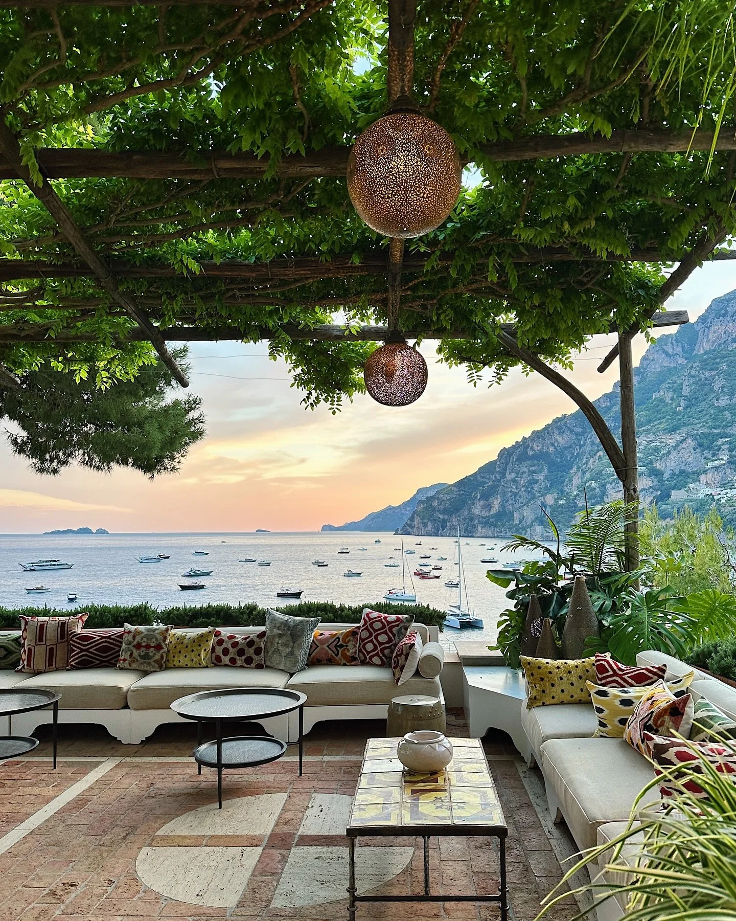 Once the coastal home of film and opera director Franco Zeffirelli, Villa Treville sits just outside Positano &mdash; a cluster of villas tucked into terraced gardens that spill down to the sea.

Today, @villatreville is one of the Amalfi Coast&rsquo