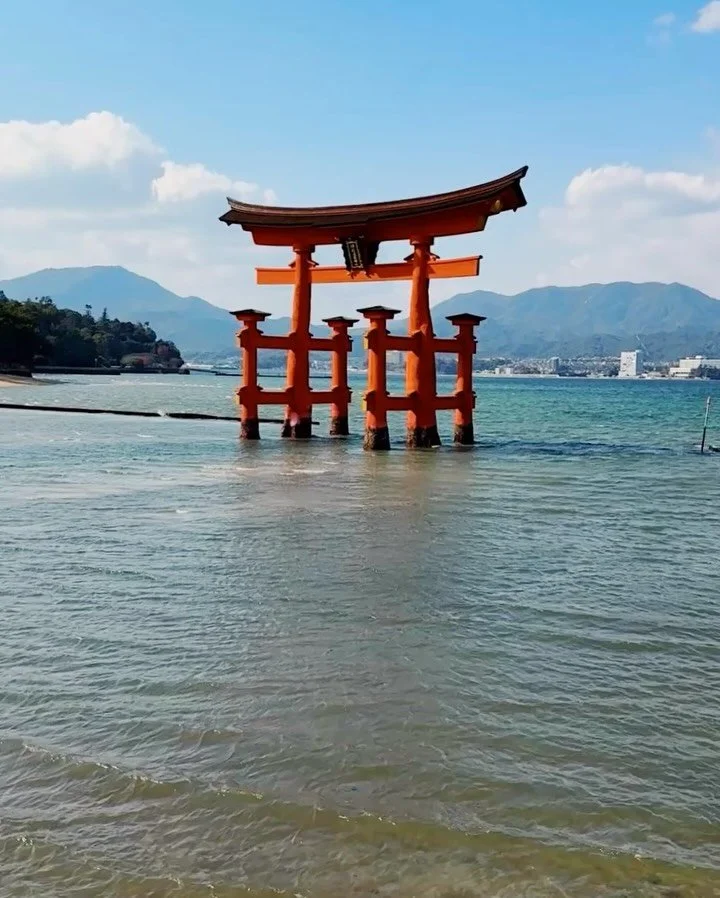 I spent my last day in Japan on the magical island of Miyajima ⛩️💫

Just 30 minutes from Hiroshima, this sacred island is famous for its Great Torii, part of the island&rsquo;s ancient Shinto shrine. It is 55ft (17m!) and the current structure was e