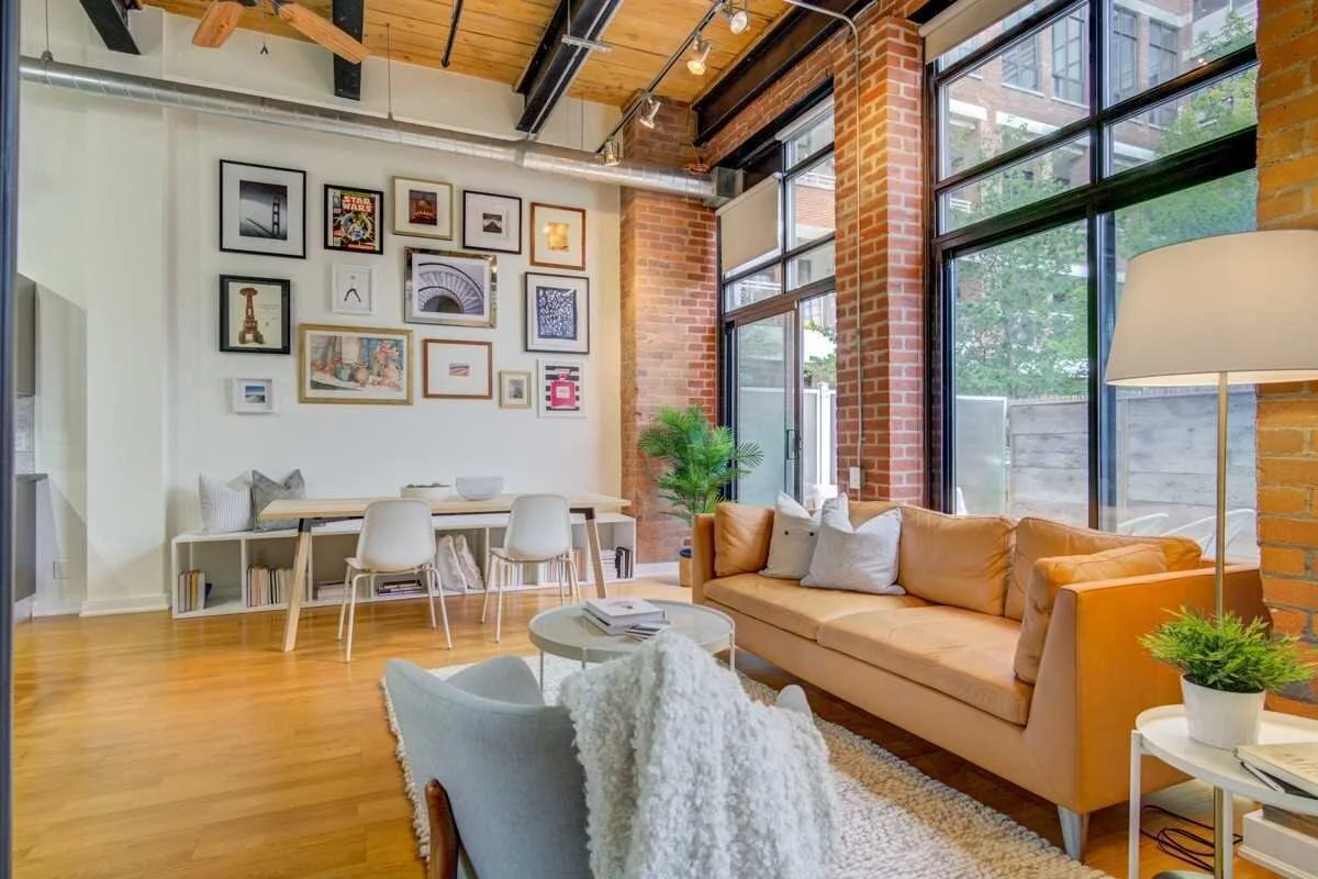 IMG_3625HANNA LOFT.JPG