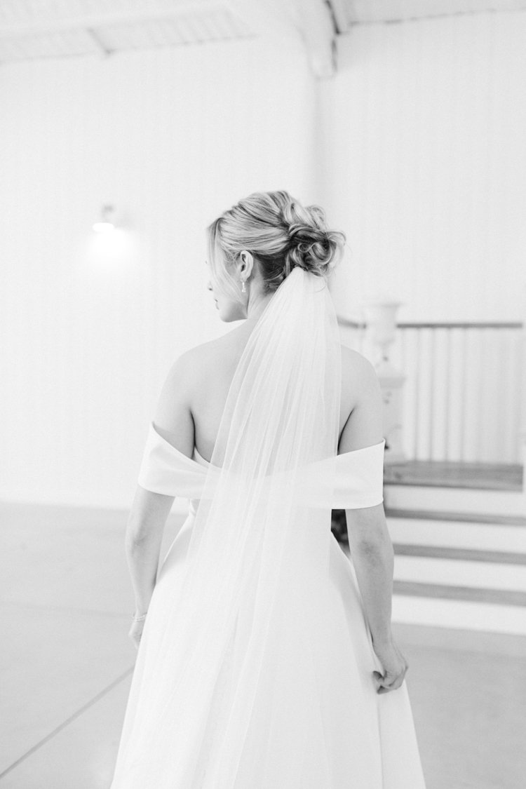 White-Barn-Wedding-Tara-Statton-Photography-11.jpg