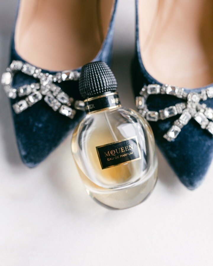 Velvet navy shoes for Holly last spring at @deerparkcountryhouse. I loved how they matched her Groom's tuxedo, and also the pops of blue within their wedding stationery.

A splash of colour can be a beautiful addition to your wedding details and help