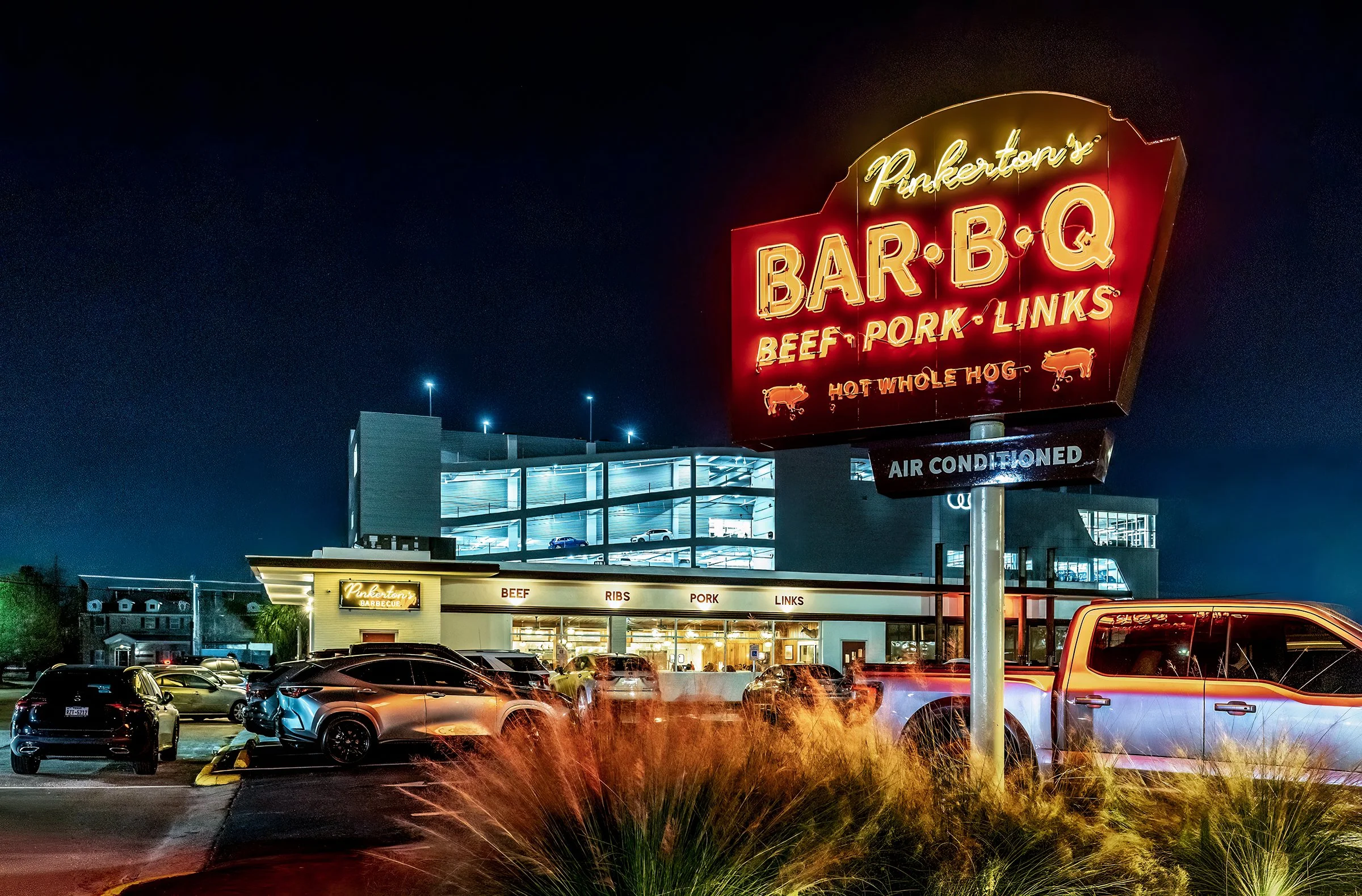 Pinkerton’s Barbecue Opens at Revitalized 59 Diner in Upper Kirby