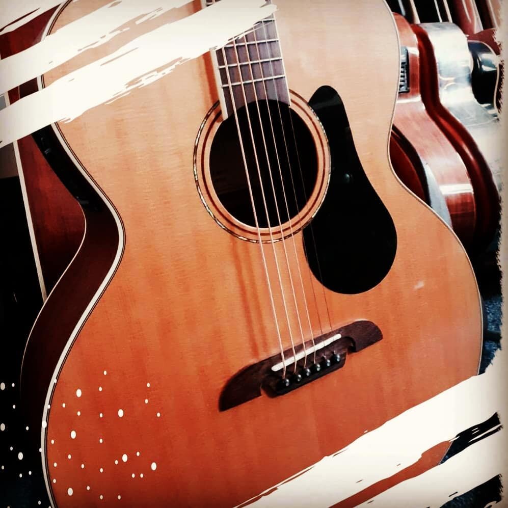 My new blog is all about the queen of the bottom-end, my big, fat, beloved Alvarez baritone acoustic guitar.

#alvarezguitars
#baritoneguitar #baritone #acousticguitar #acousticmusic #acoustic #guitarcollection