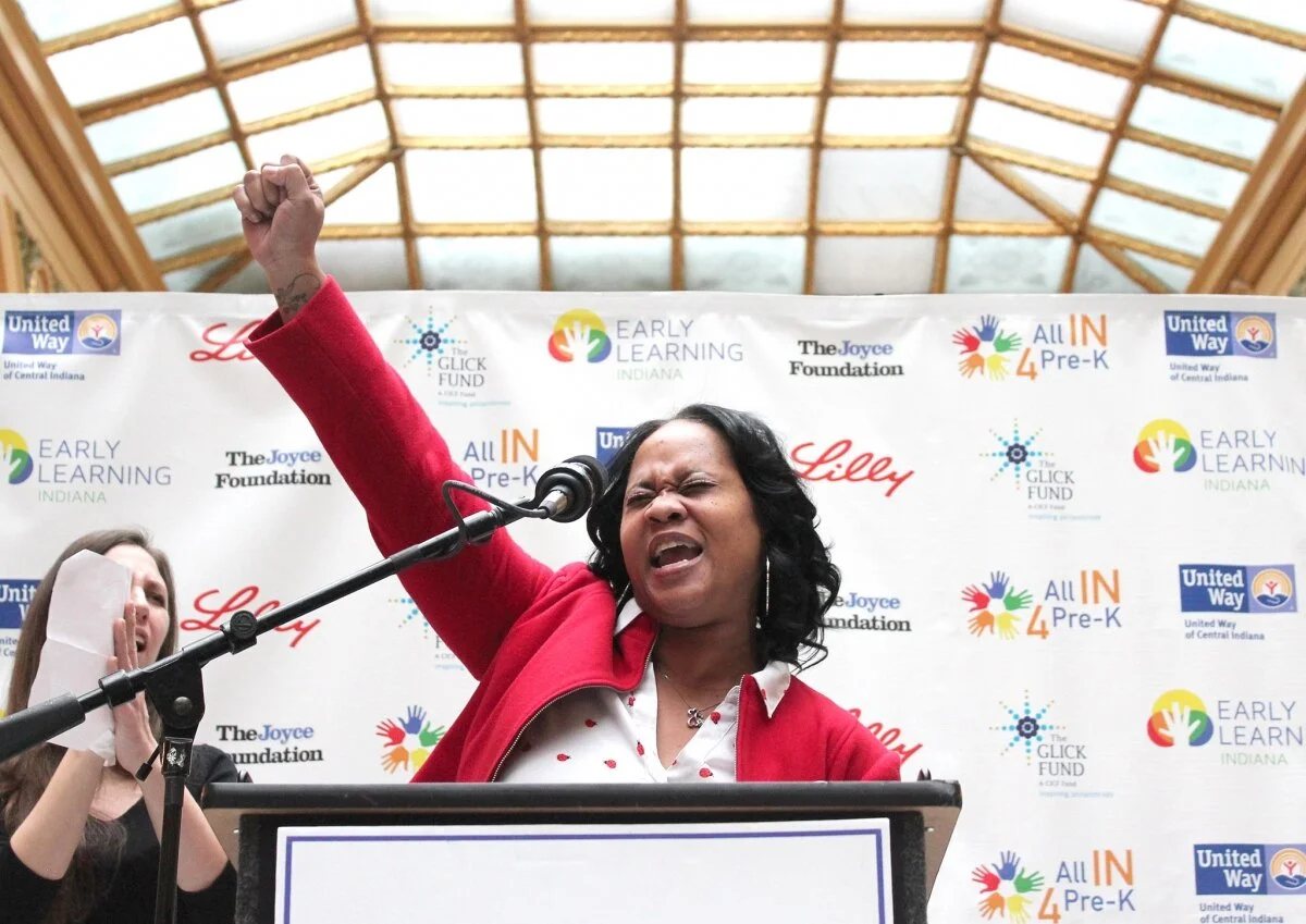 A letter from Ann Murtlow and Connie Bond Stuart