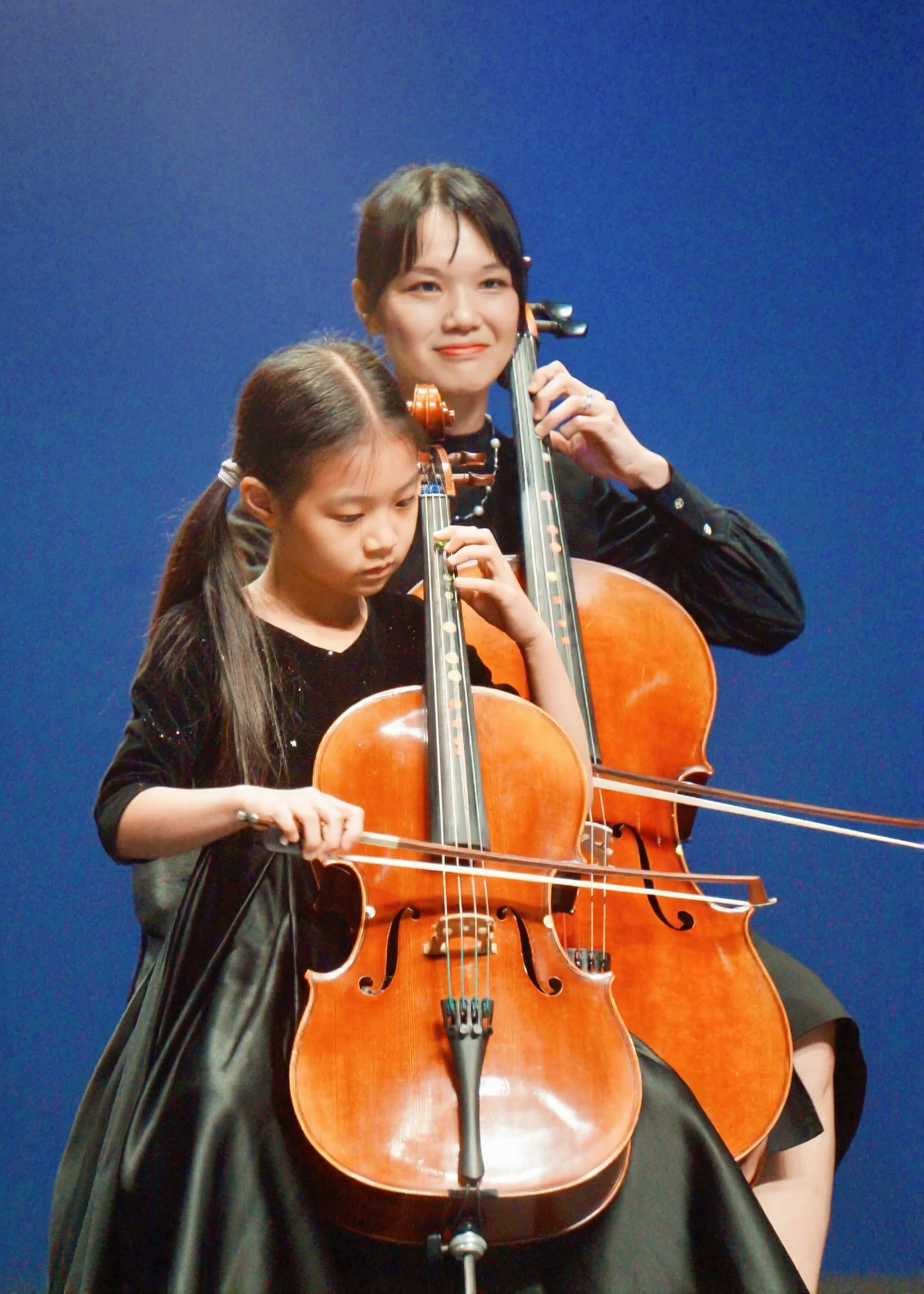 Crystal Ye Cellist