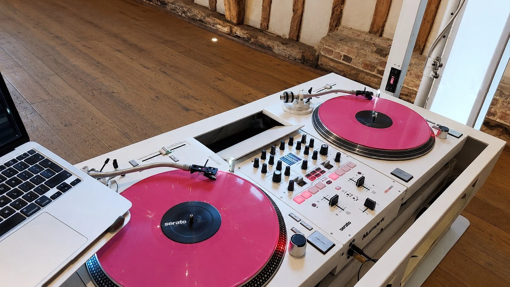 Element_DJs_at_Blake_Hall.jpg