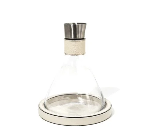 decanter .jpg