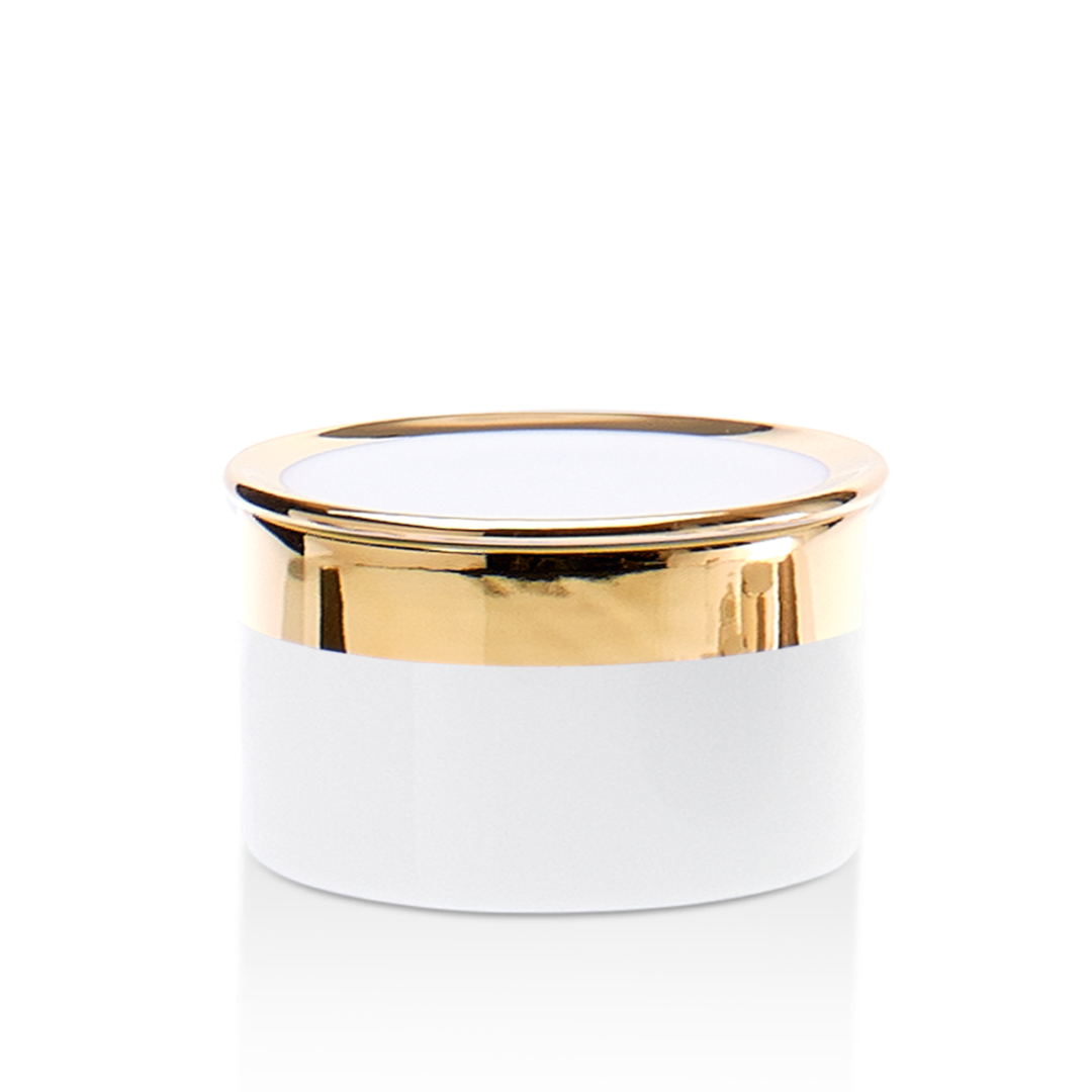 0849020_DMD M_white _ gold.png