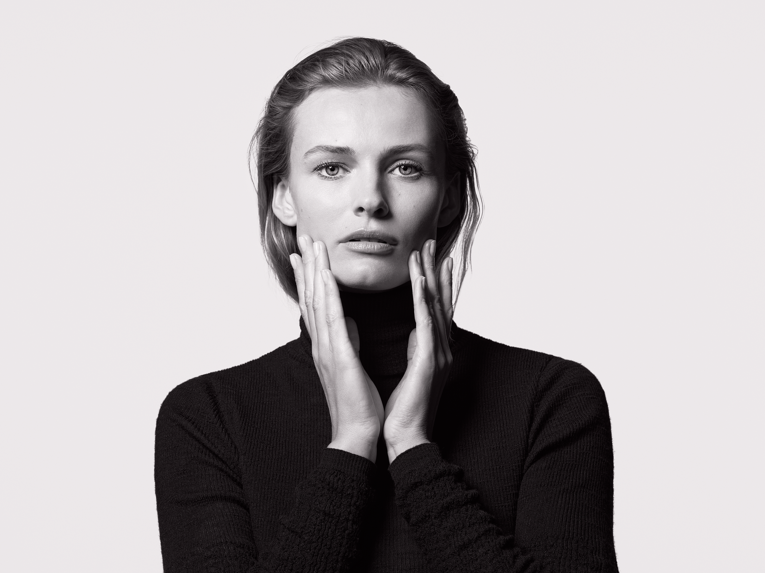 GH_2623_Chanel_Le_Lift_00040_077_R_C2 RVB.png