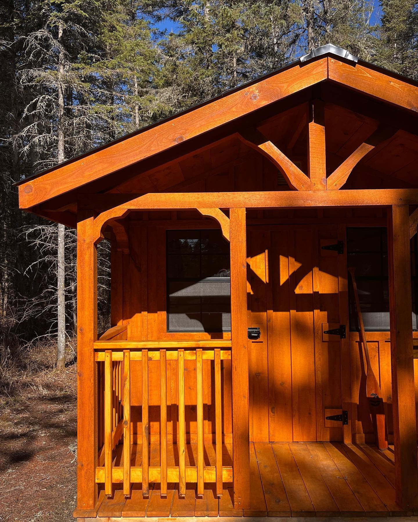 Morning coffee &amp; sunshine at our new Riverside Cabins ☀️
.
Followed by a walk on the Riverside Trail &amp; a paddle on the peaceful Magpie River. Just a little early for a swim in the pool, so that&rsquo;ll have to wait! Maybe a campfire and some