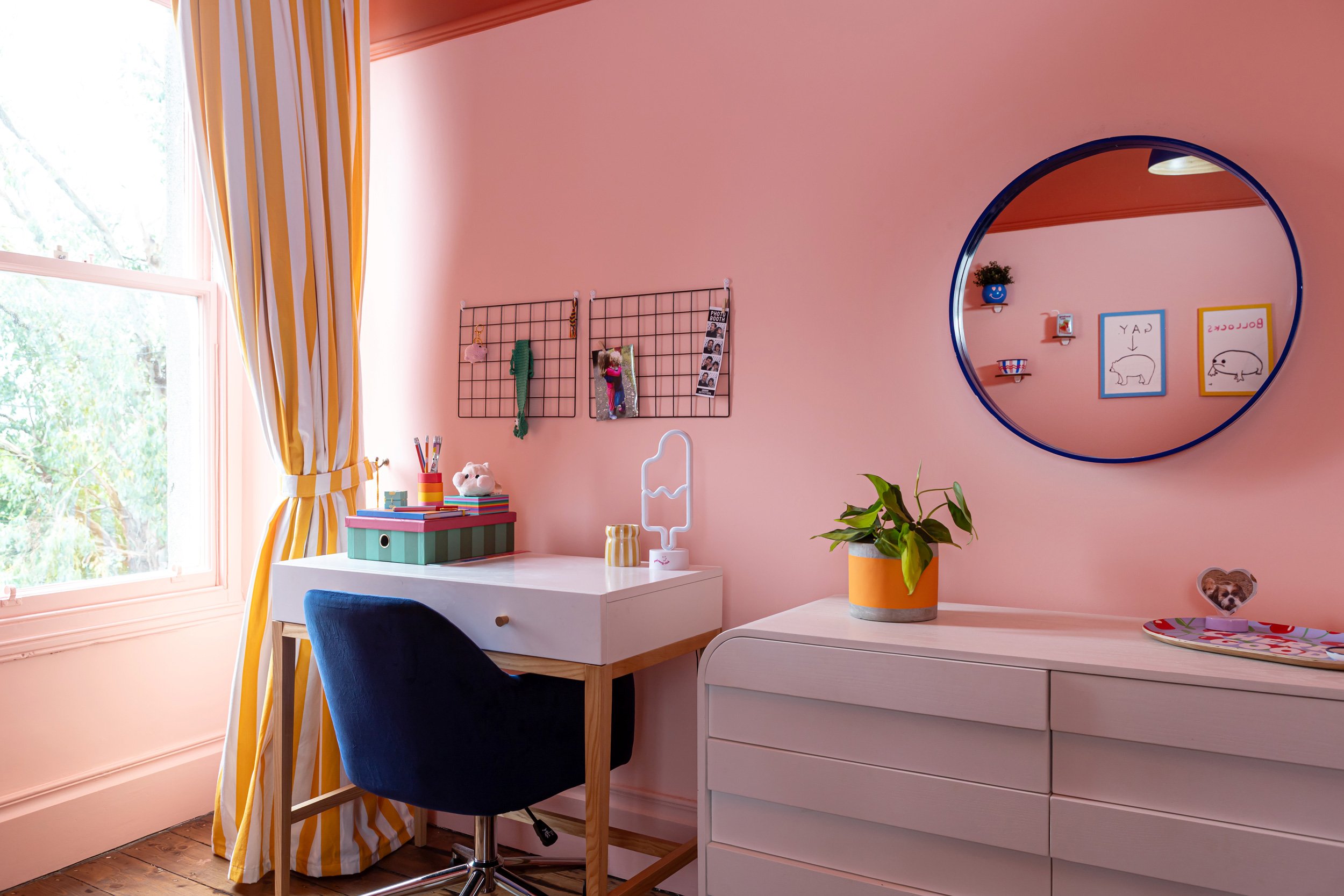 Colourful kids bedroom