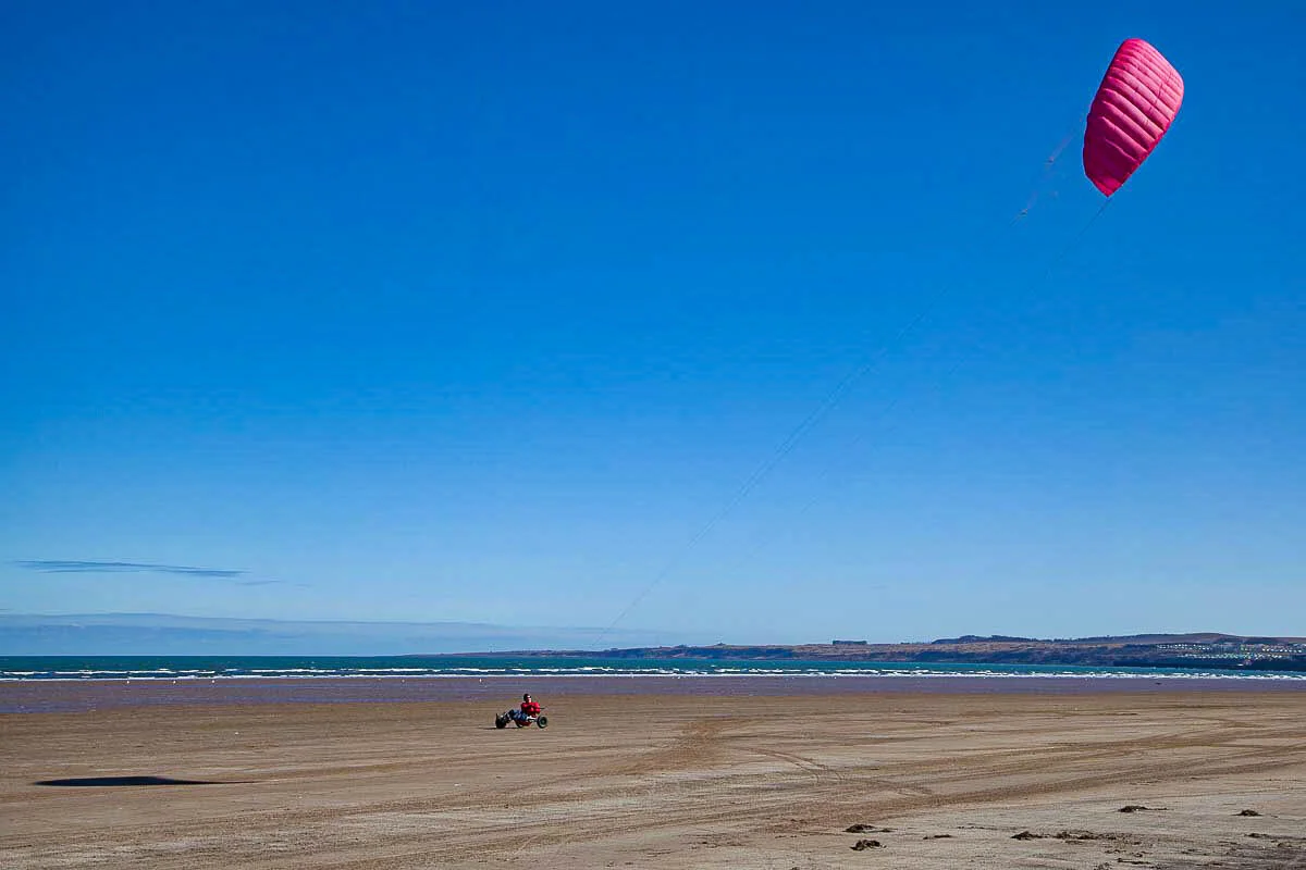 IMG_0836_kite-St-Andrews-Sands-high performance-excitement-2500.jpg