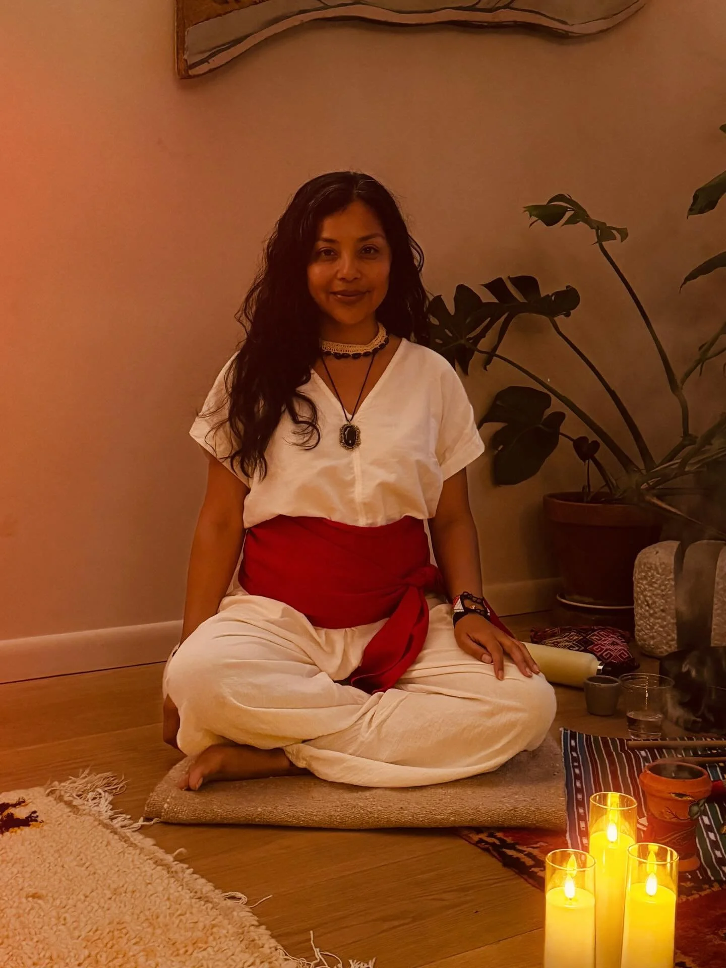 The love of the rose. 
🌹✨🍃🌹✨🍃
Join us today to receive a Rose and Herb Blessing that will help&nbsp;&nbsp;sweeten our hearts and clear the path for the fire Horse New Year.
✨🍃🌹✨ 🍃
This is a sacred cleansing to clear your mind, body, and spirit