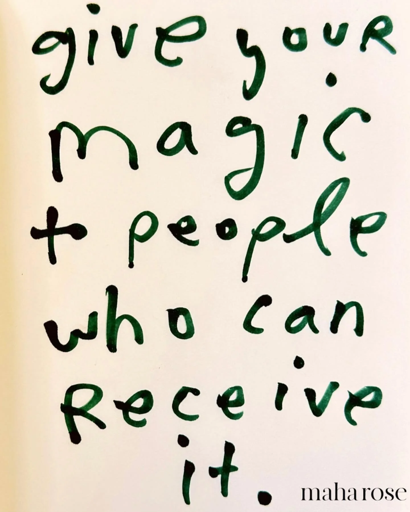 Happy moon day reminder. 
🙏🏽💙🦋🩵
Give your magic to people who can receive it. 
💙🦋🩵
maharose.com
🦋🩵
#thequeenstable #selflove #healing