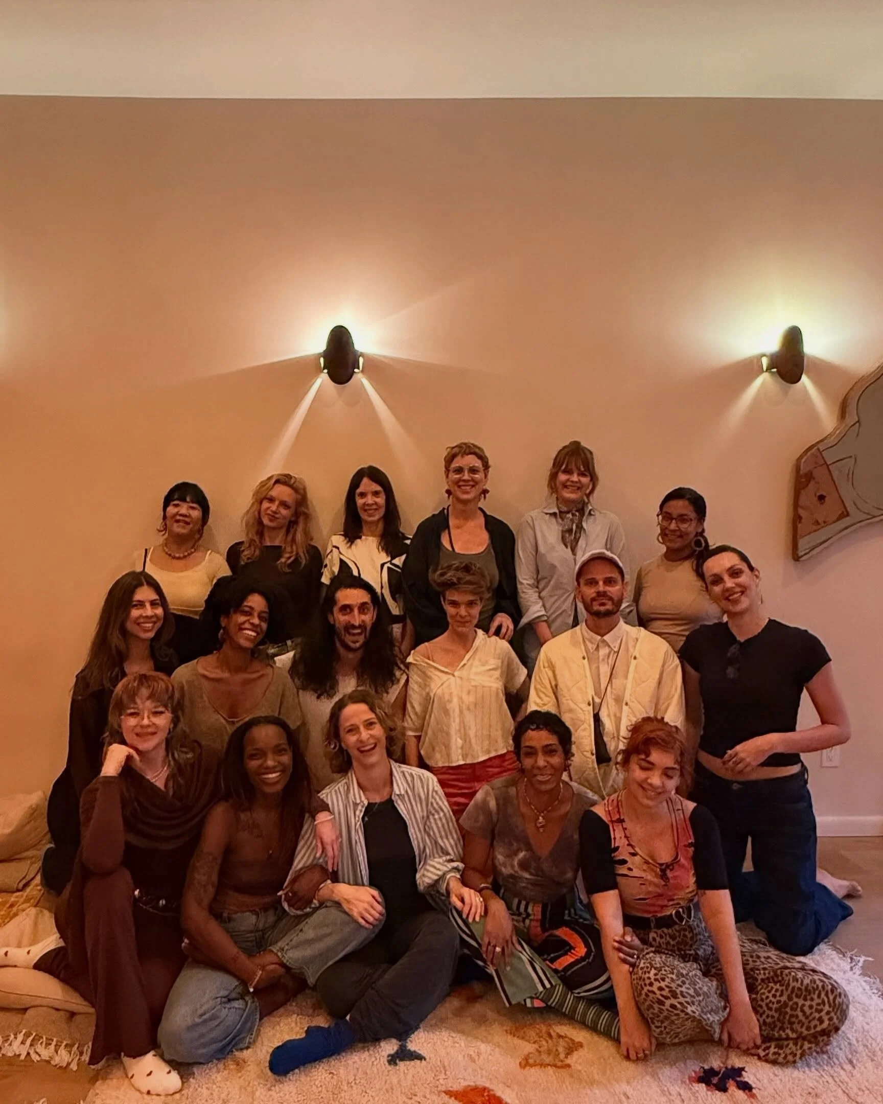 The team that plays together&hellip;

SO grateful for these healers, light beams, witches, wizards and dreamers. 

And the many more not pictured here. 

#dindyourcoven #findyourteam #findyourcommunity #findyourclowns

maharose.com