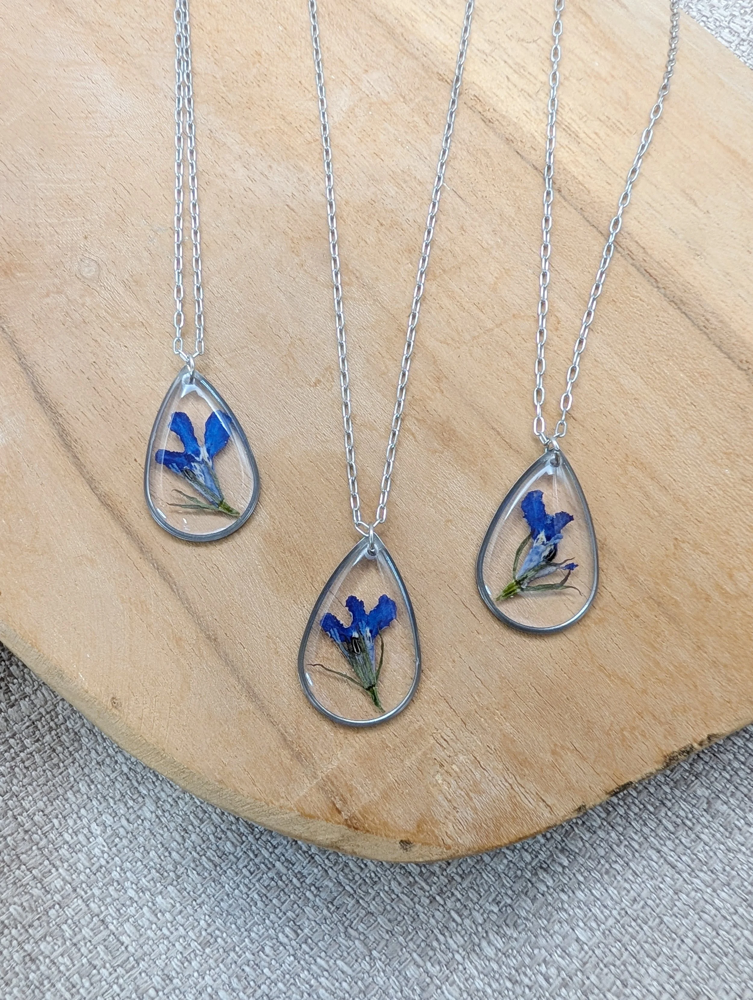 Collier goutte lobélia