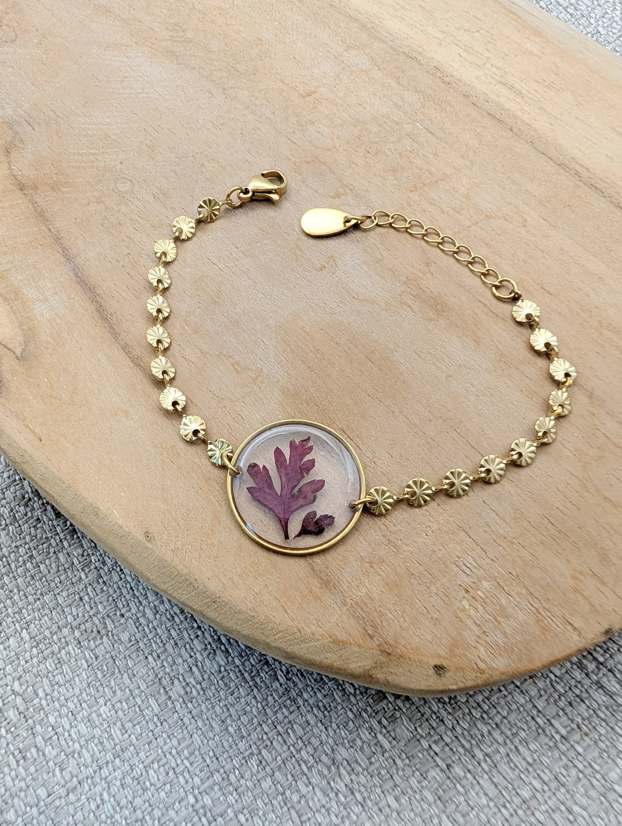 Bracelet doré geranium sauvage