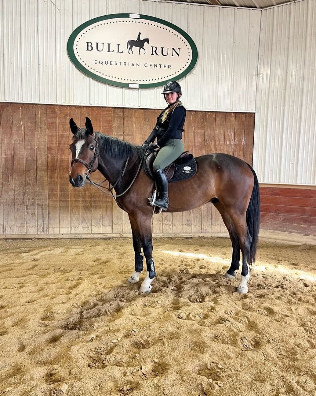 Huge Congratulations to Abby on her new horse Strike!! We are so excited to see this pair in action 🤩🤩