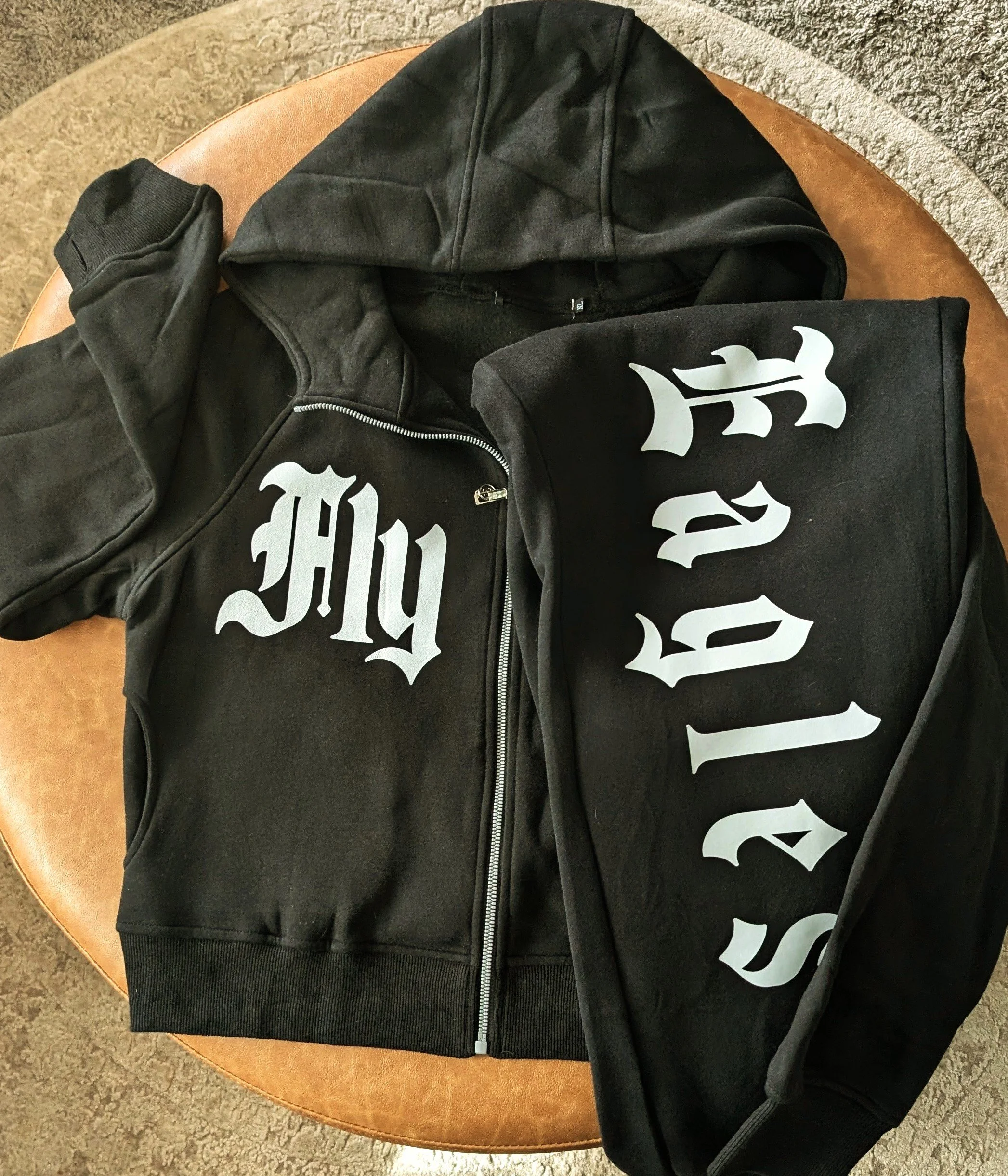 Black hood 1.jpg