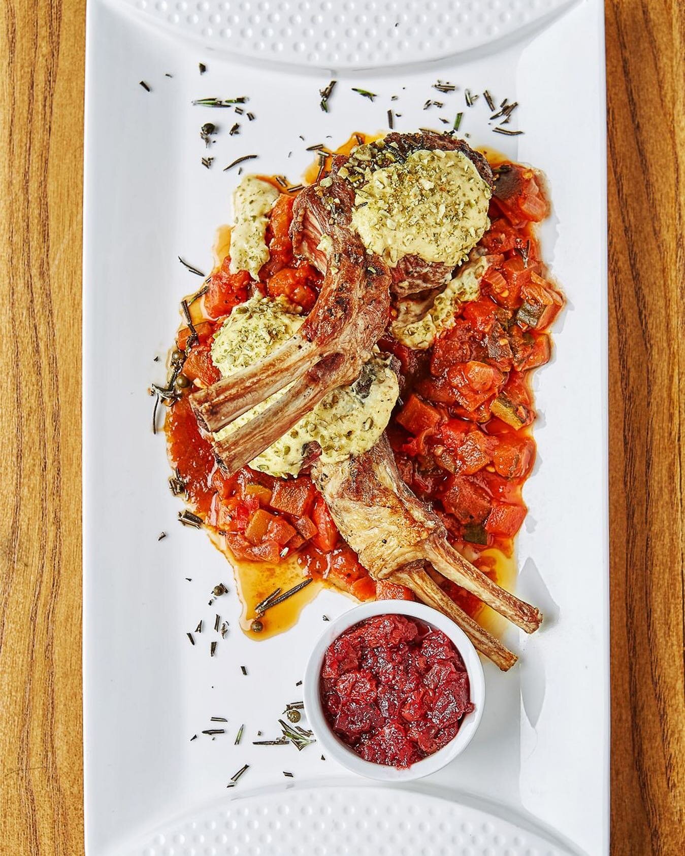 Make sure you try this! Chef Denis' Ontario Double Lamb Chops Pumpkin Seed Crumble will be the highlight of your dinner at The Vista!

Reserve Your Table Now at www.thevistarestaurant.ca 

.
.
.
#lamb #lamchops #lambdish #lambchop  #lambsofinstagram 