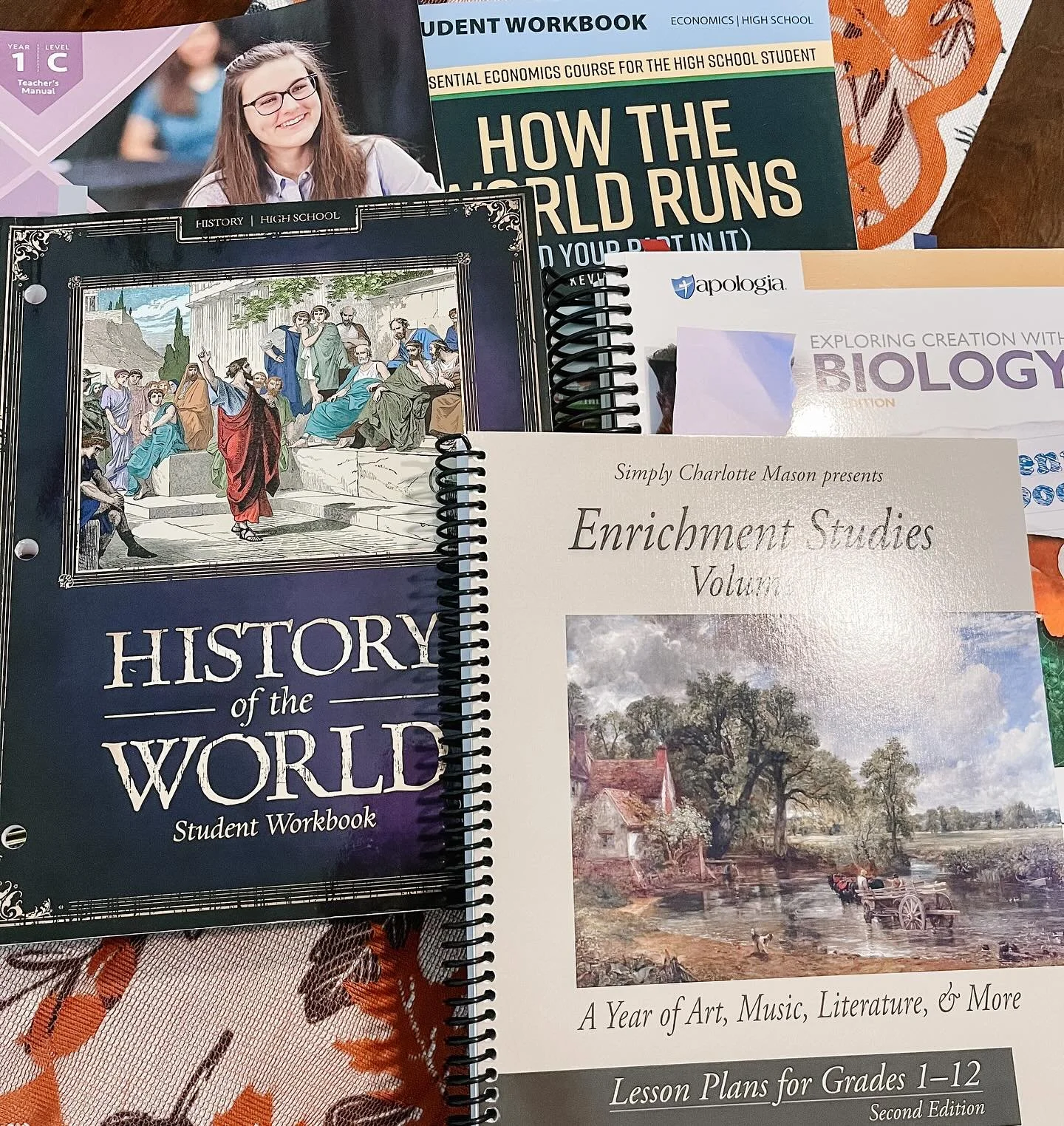 Planning homeschool week 7 this afternoon! The year is already flying by so fast. How is your homeschool year so far?
.
.
.
.
.
#homeschool
#homeschoolmom&nbsp;
#homeschooling
&nbsp;#homeschoolroom&nbsp;  #homeschoolcurriculum&nbsp; #homeschoollife&n