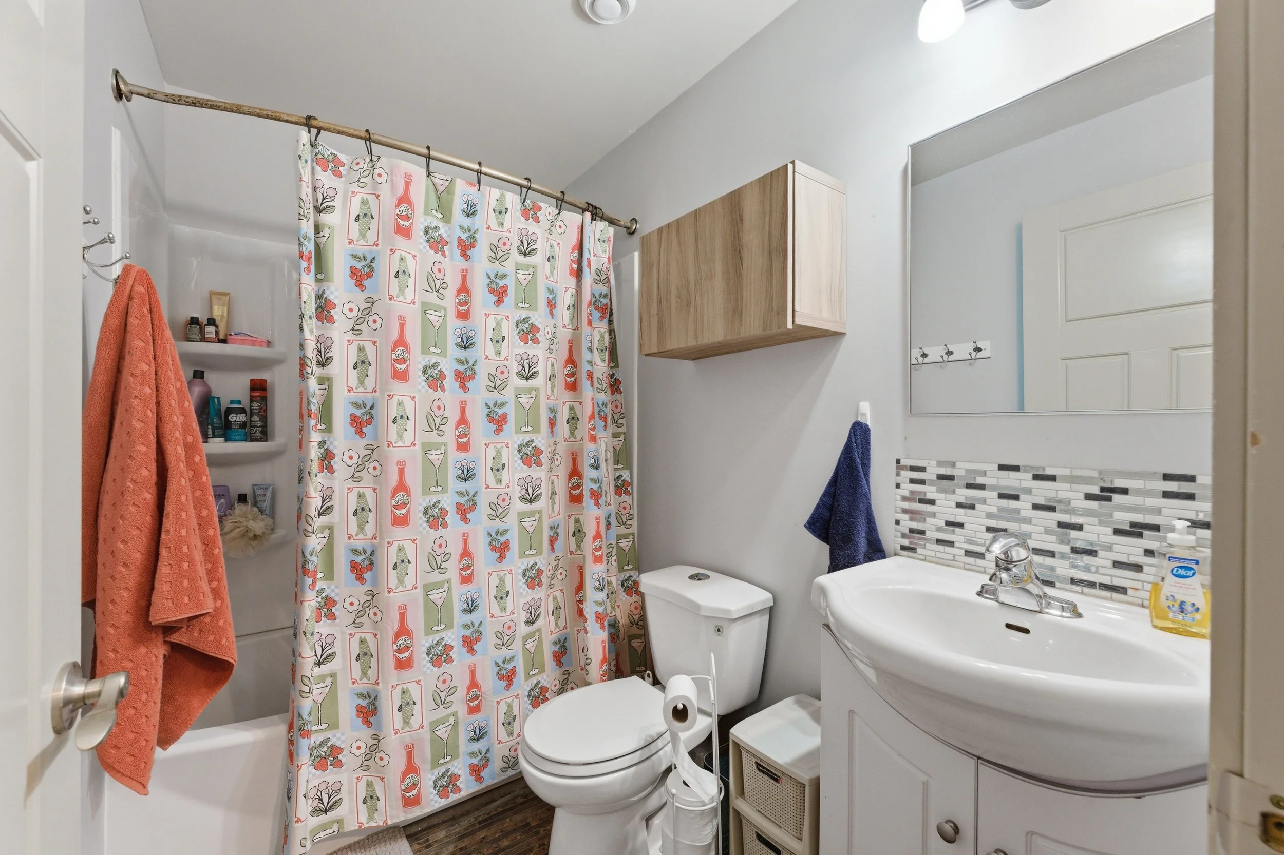 1059 Parker Ave-38.jpg