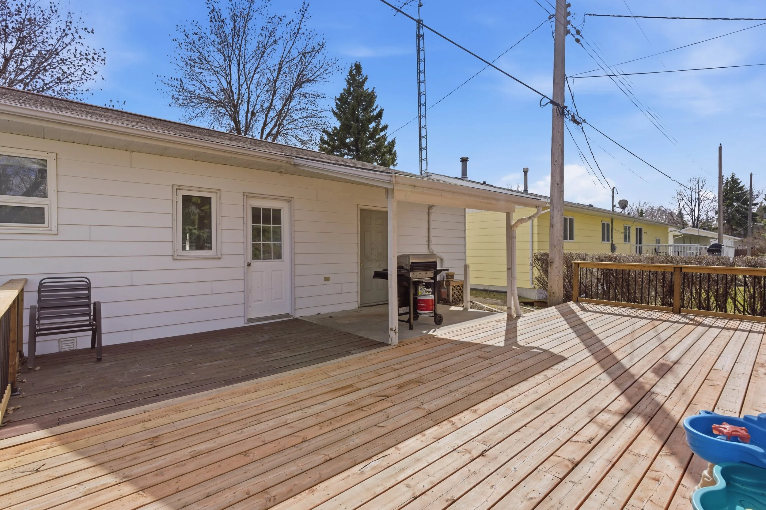 55 Spruce Cres-39.jpg