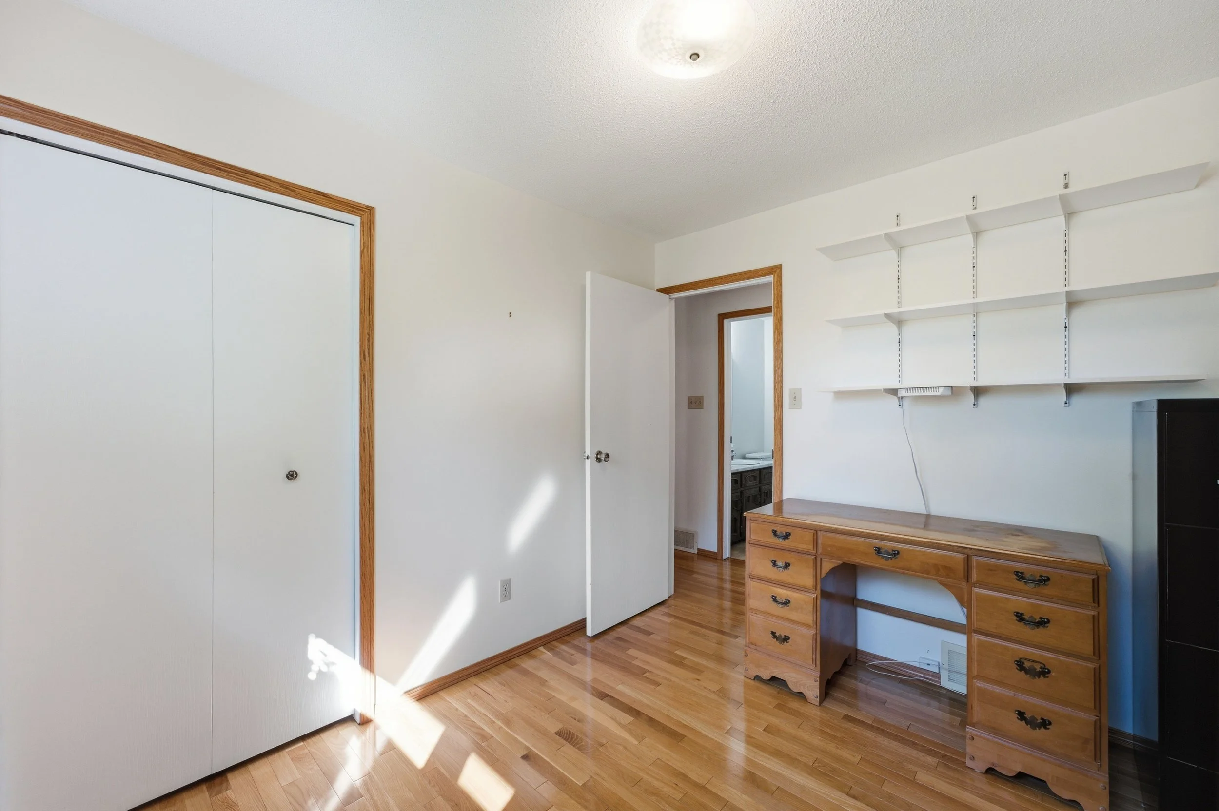 31 Dells Cres-22.jpg
