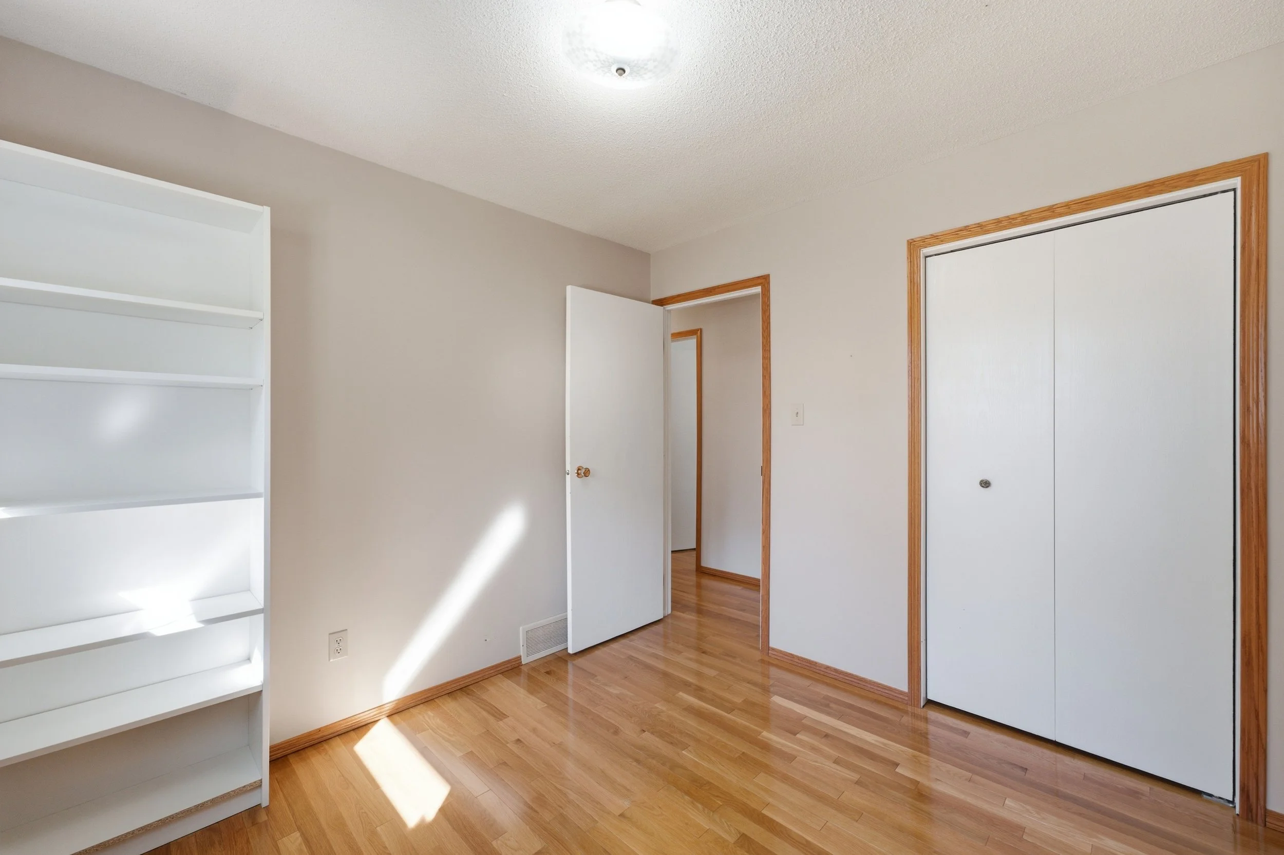 31 Dells Cres-20.jpg