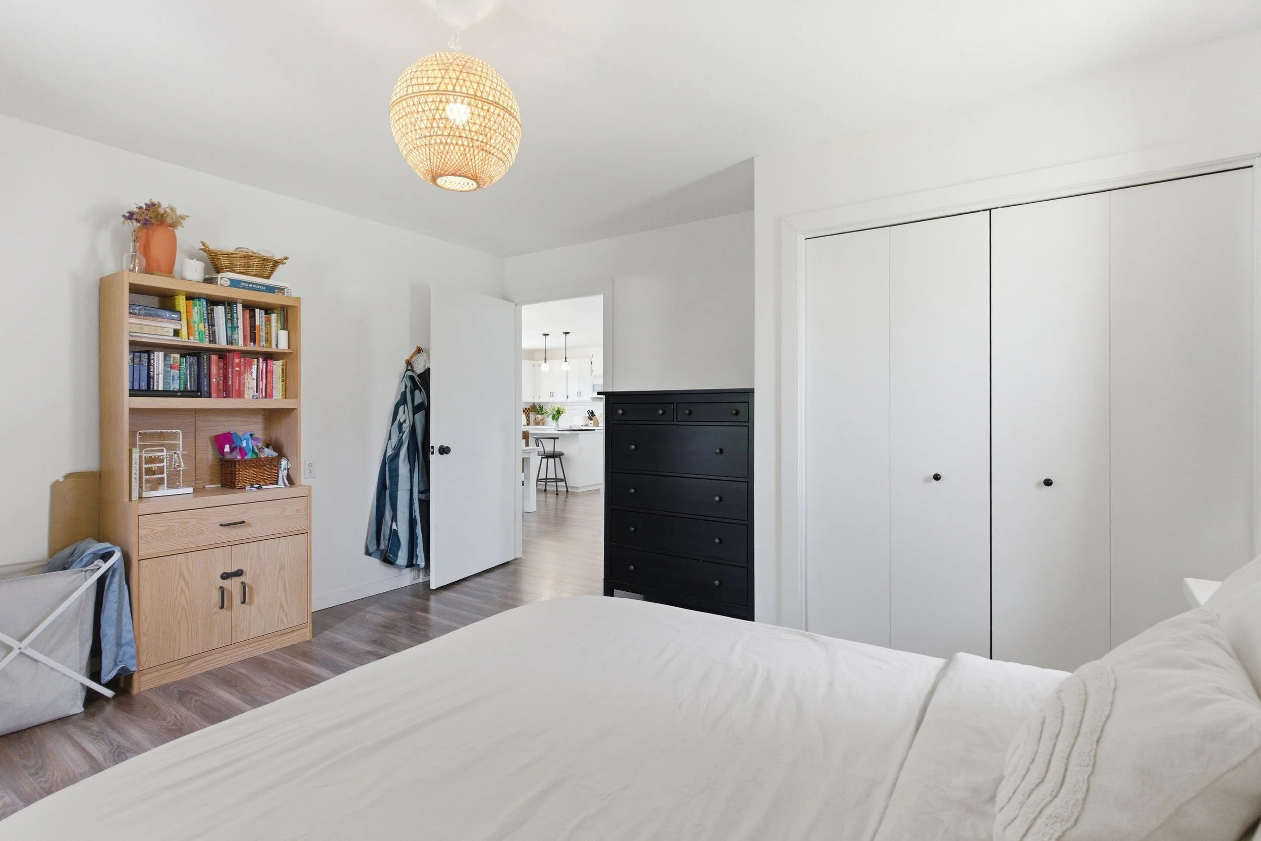 55 Spruce Cres-21.jpg