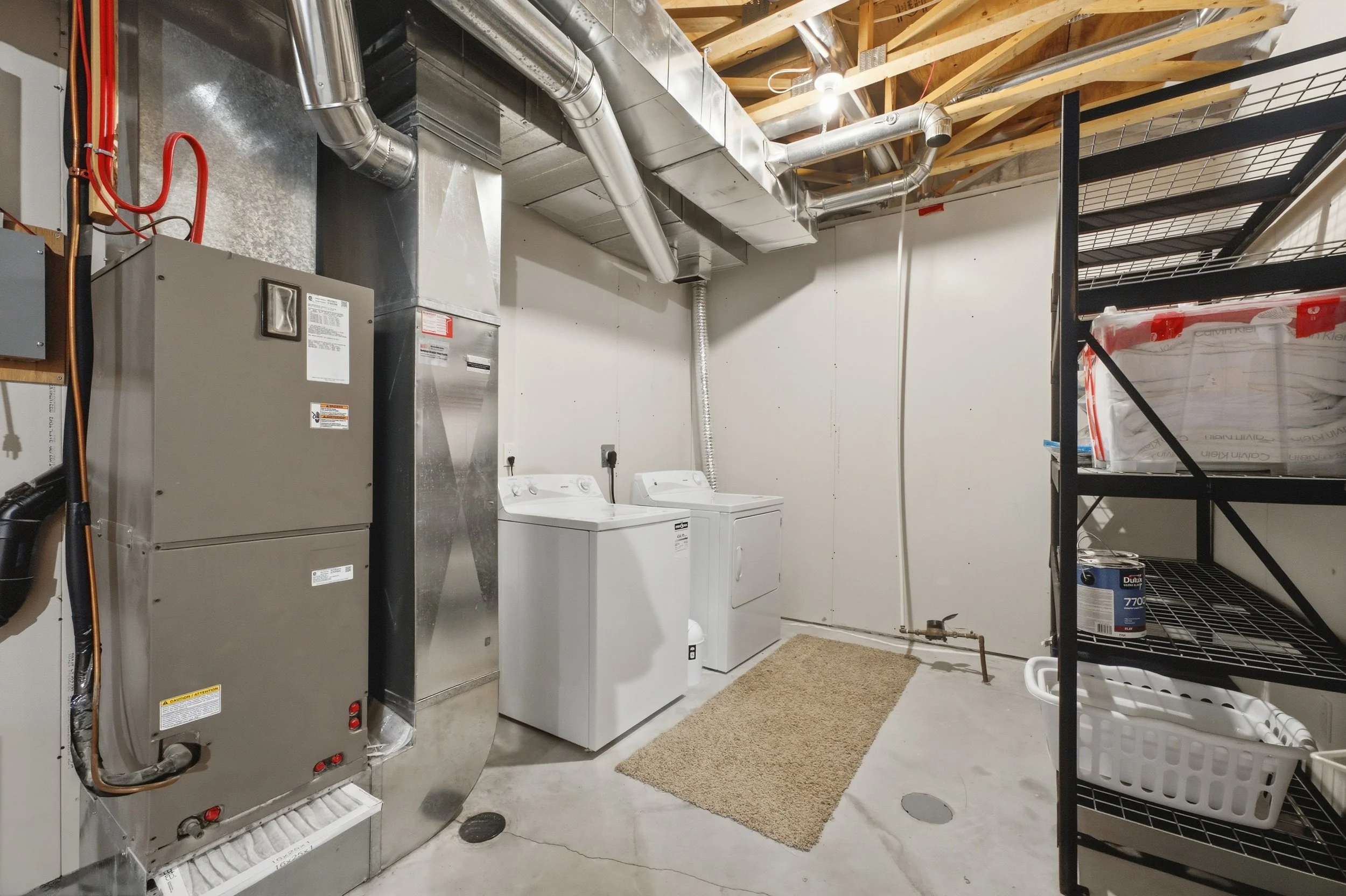 5-3377 Pembina Ave-38.jpg