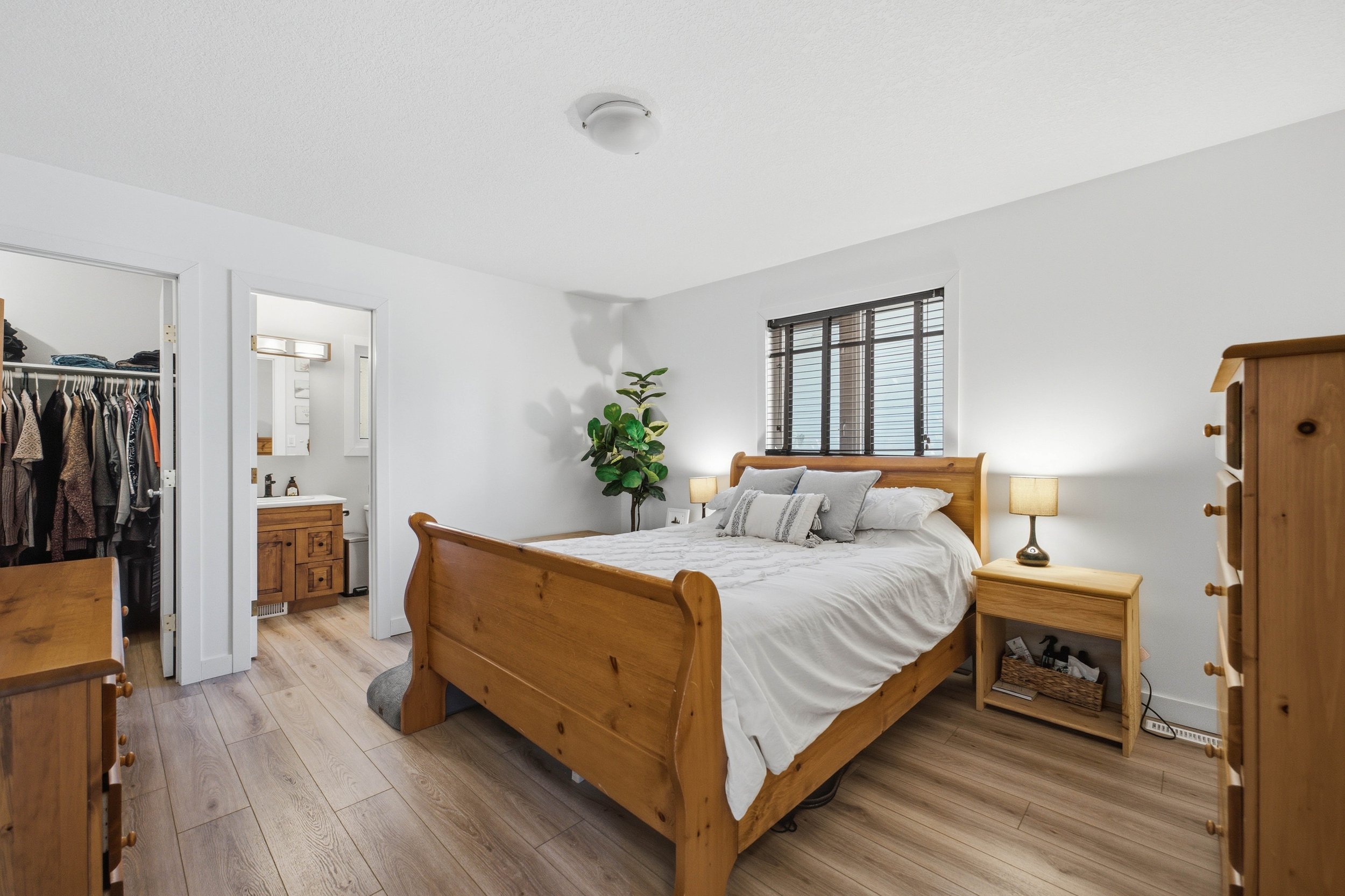 12 Park Place-24.jpg