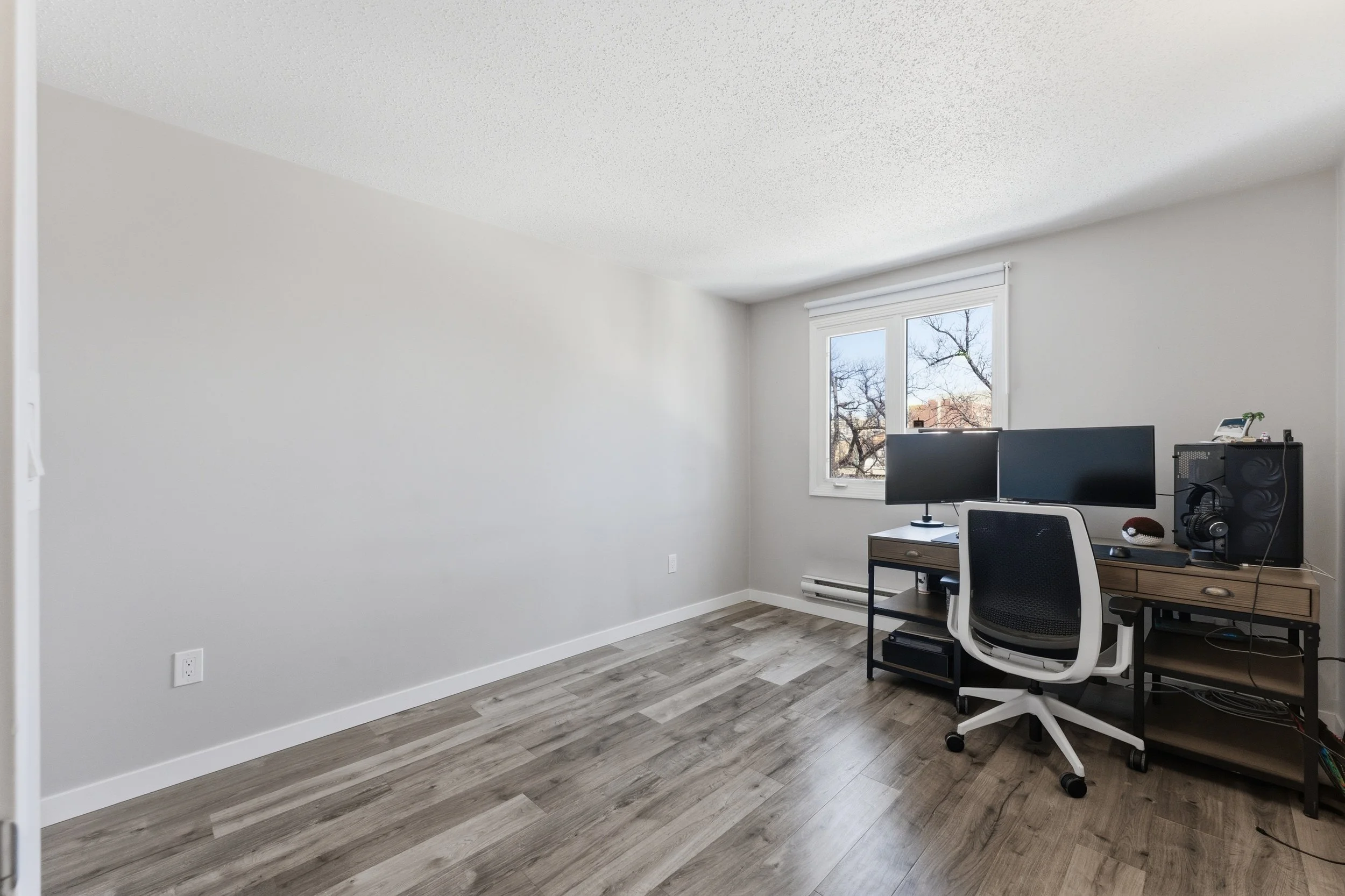 312-99 Gerard St-20.jpg