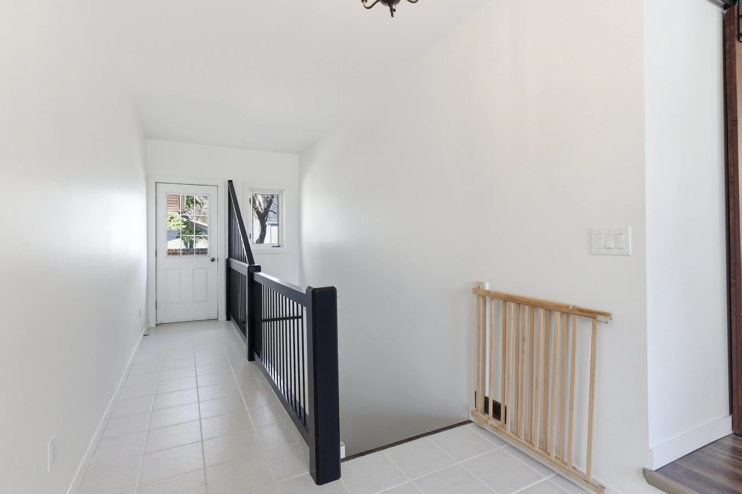 55 Spruce Cres-23.jpg