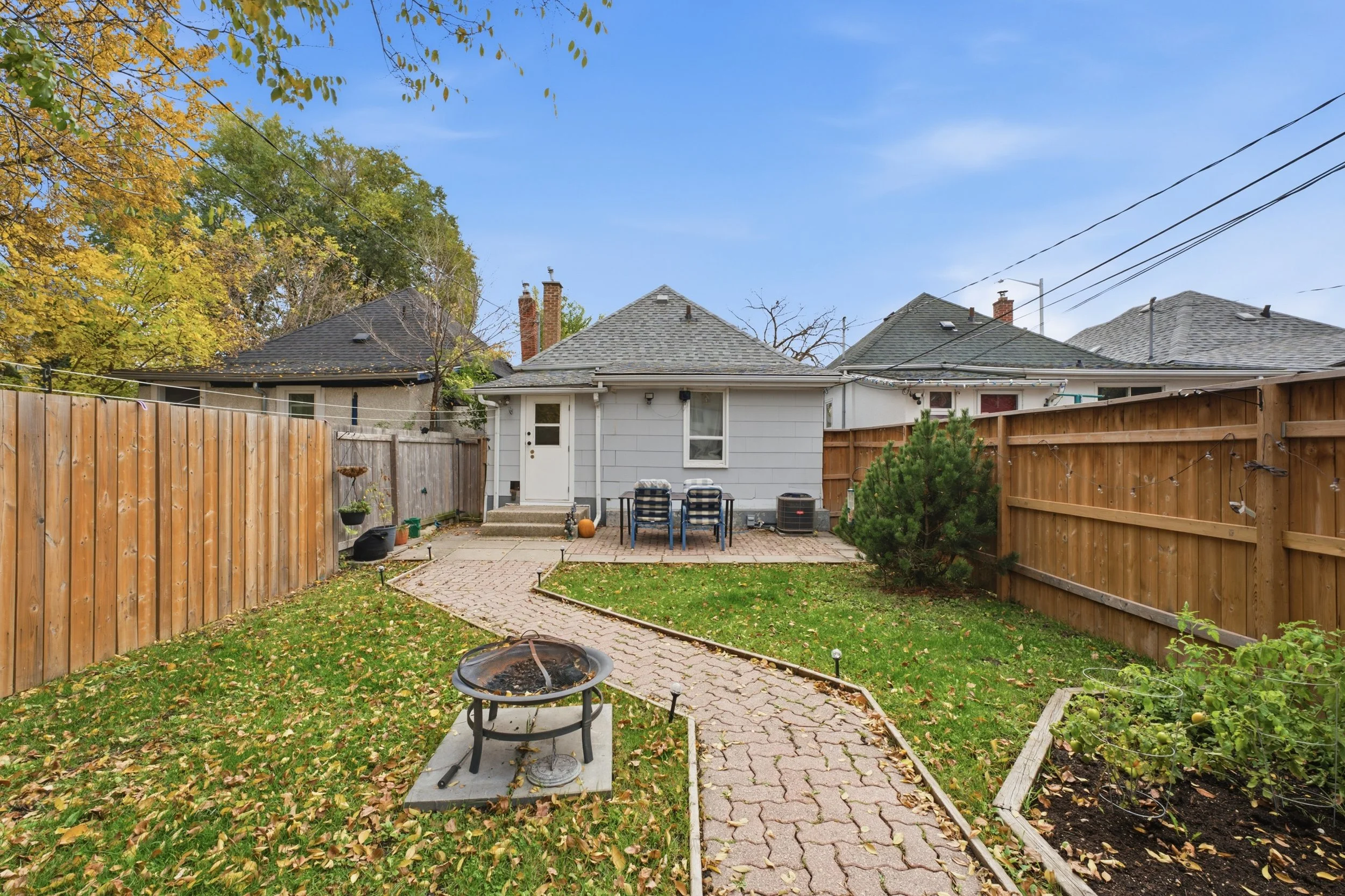 177 Johnson Ave W-38.jpg